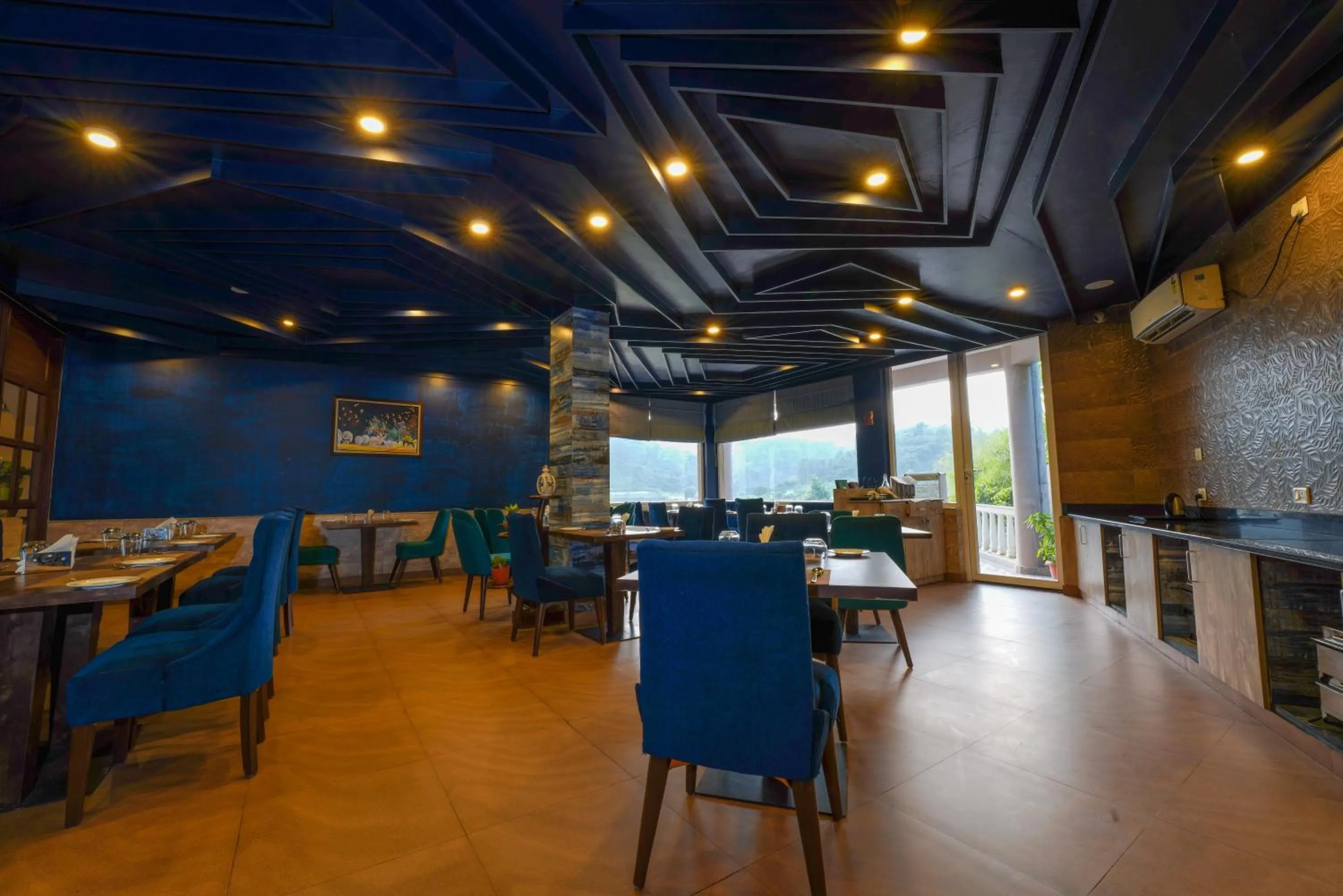 Restaurant/places to eat in Neugal Riverfront Resort