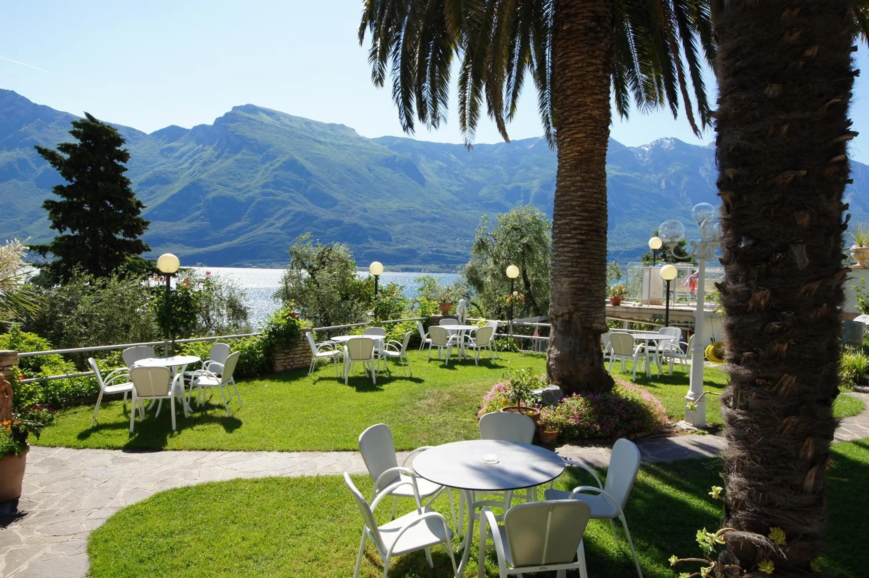Garden in Hotel Riviera Panoramic Green Resort