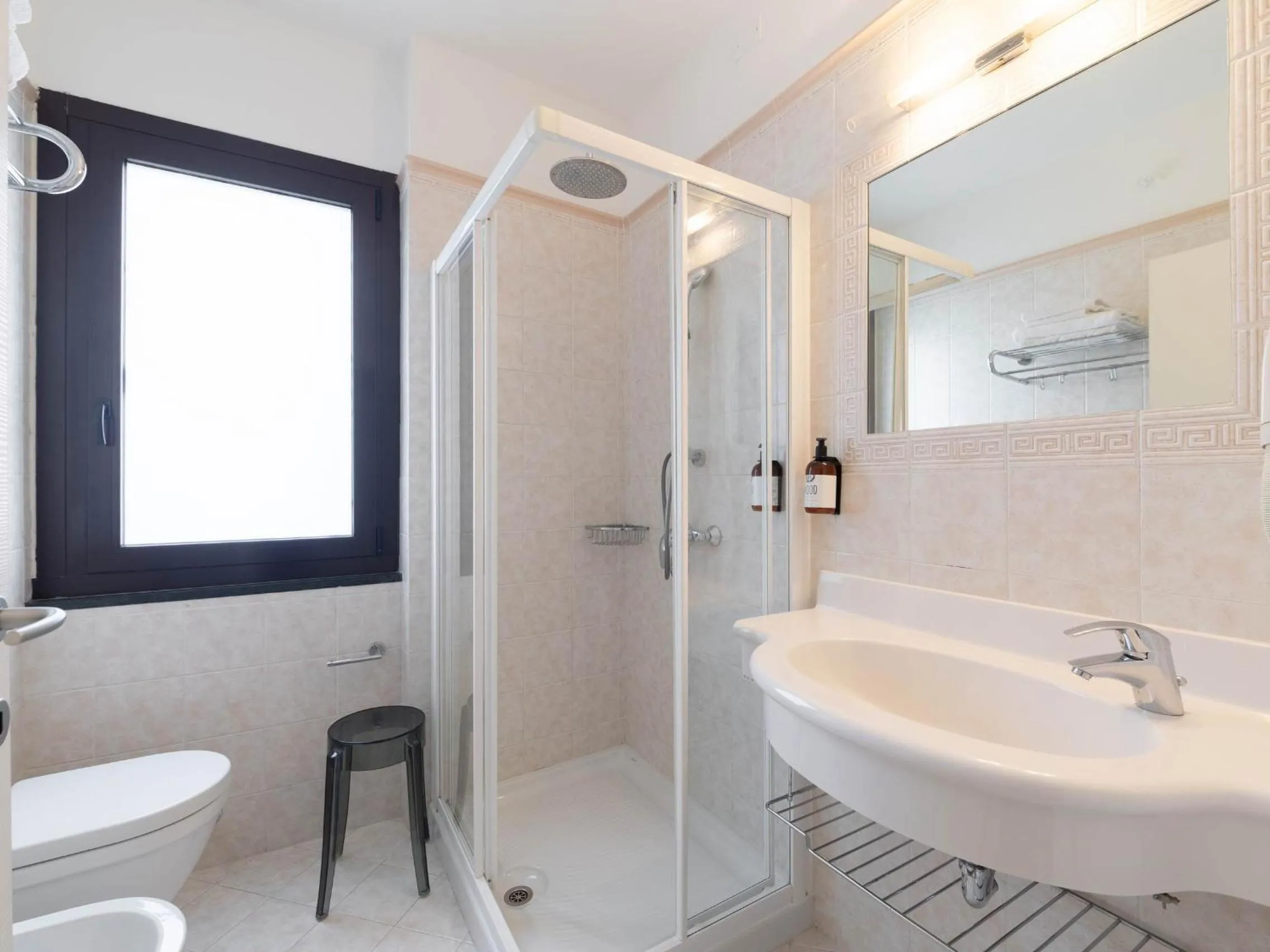 Bathroom in Hotel Riviera Panoramic Green Resort