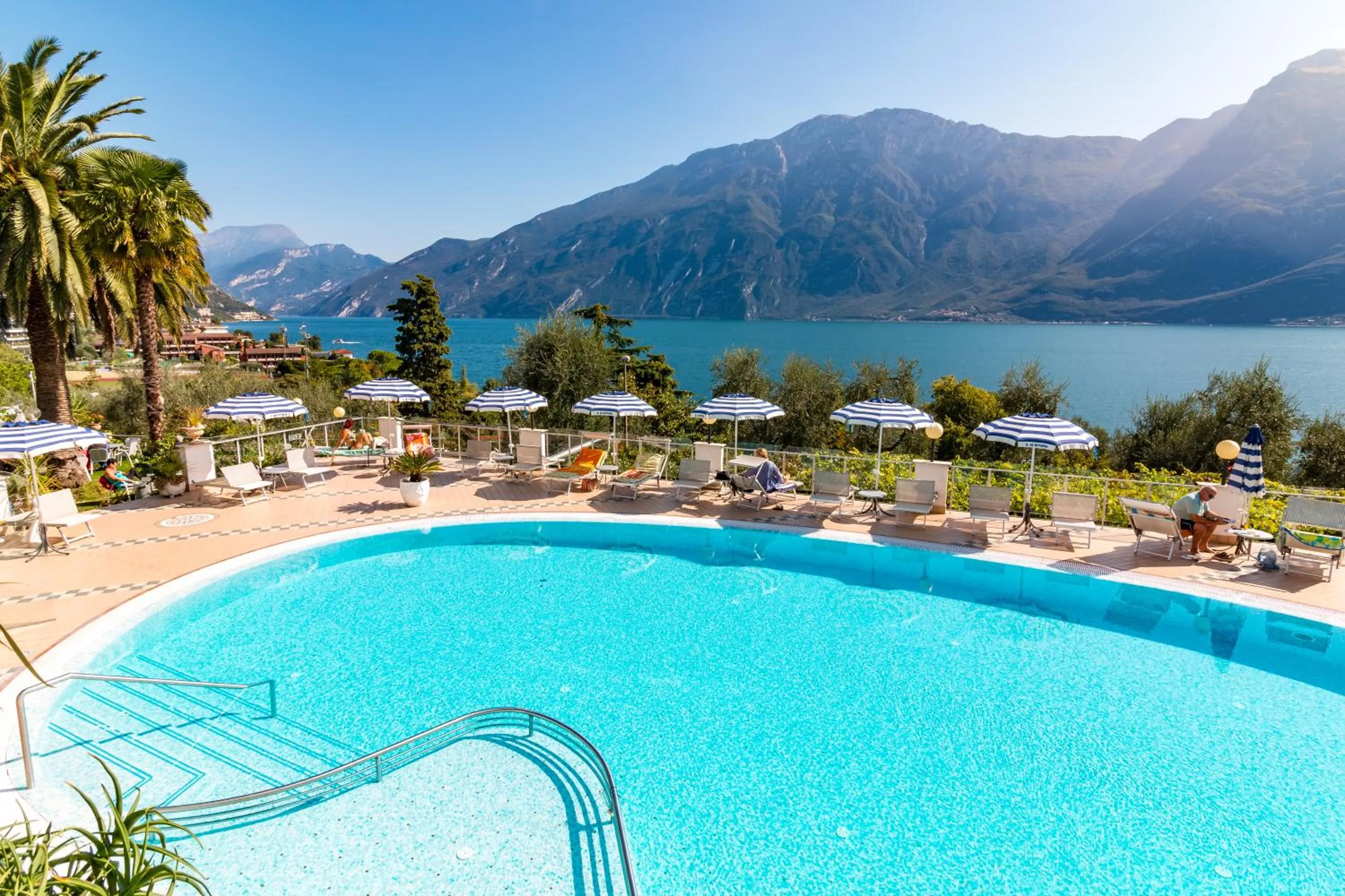 Pool view in Hotel Riviera Panoramic Green Resort