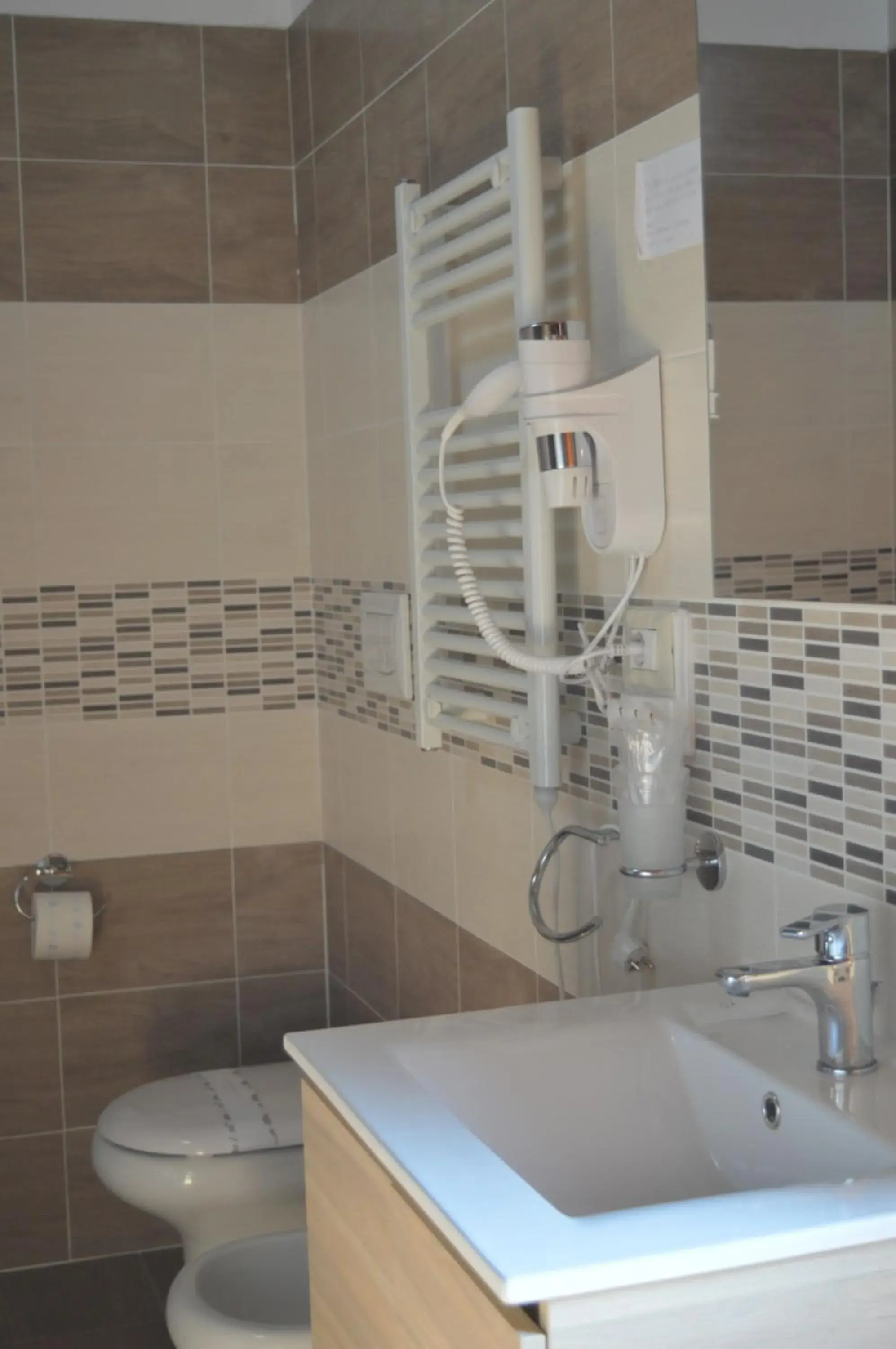 Double Room with Private Bathroom - single occupancy in Agriturismo ALBACHIARA Double Room with Private Bathroom - single occupancy in Agriturismo ALBACHIARA