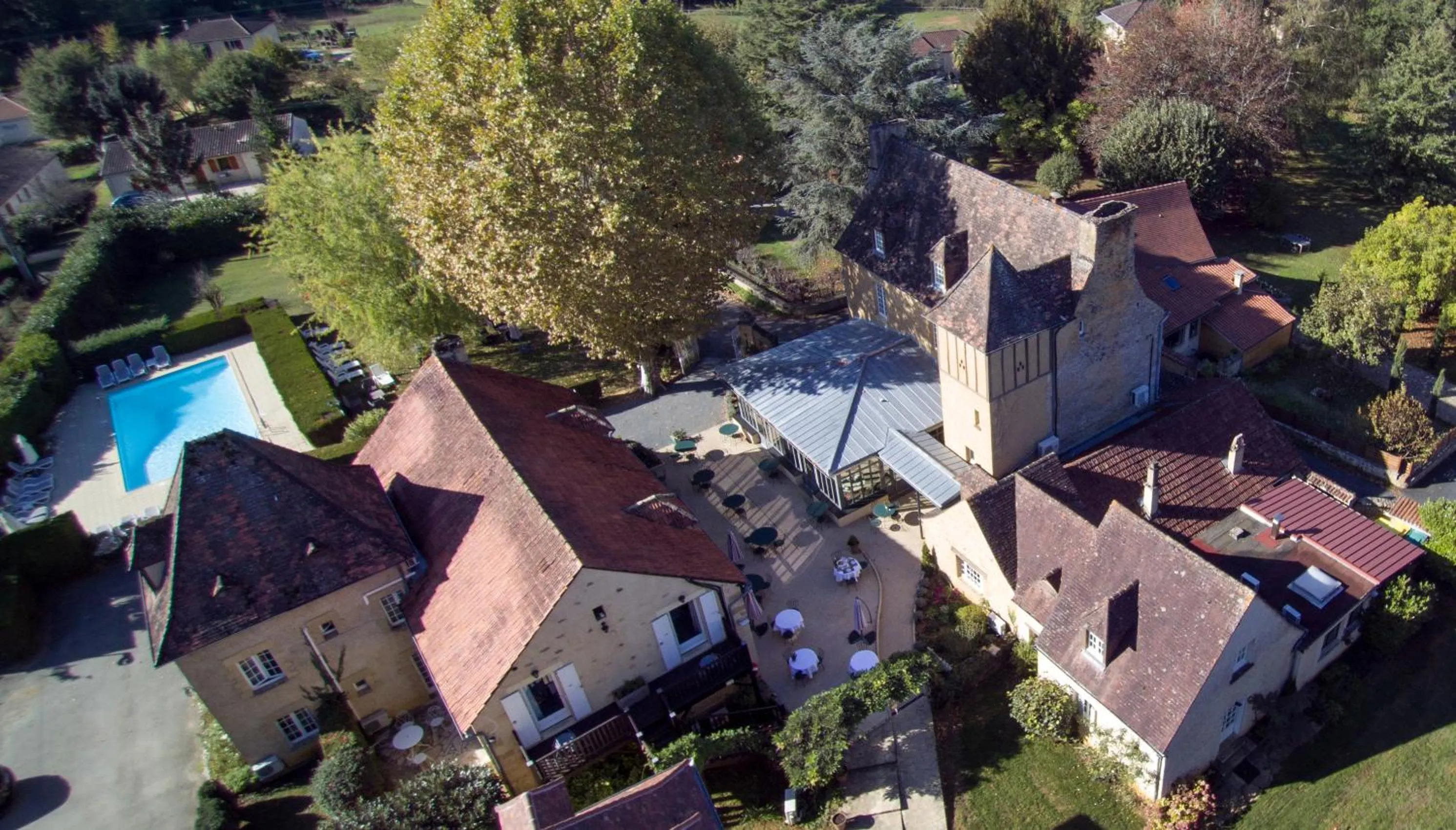 Property building in Hôtel La Hoirie