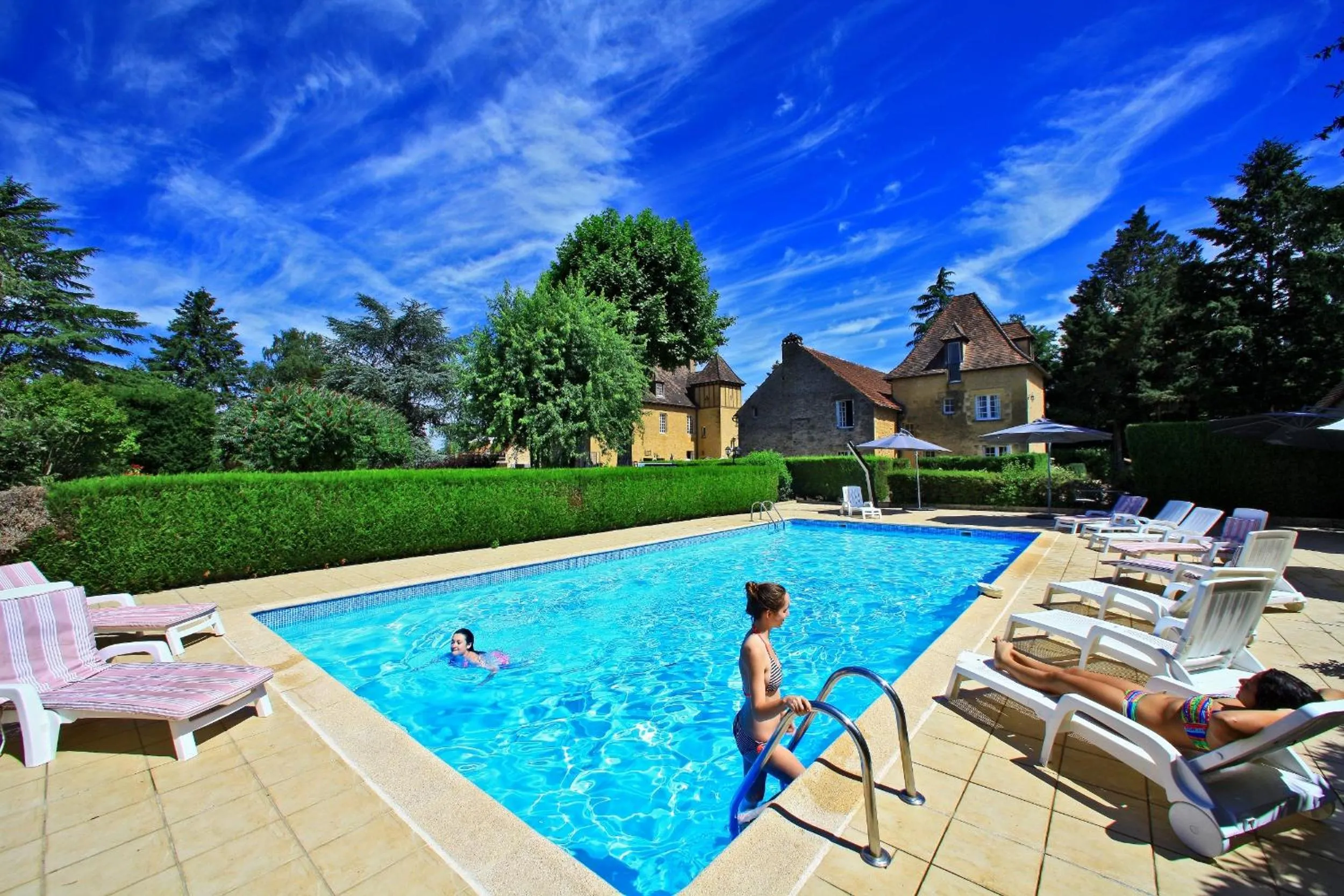 Swimming pool in Hôtel La Hoirie