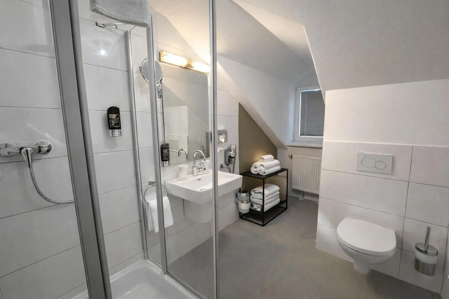 Bathroom in Hotel Bayrischer Hof