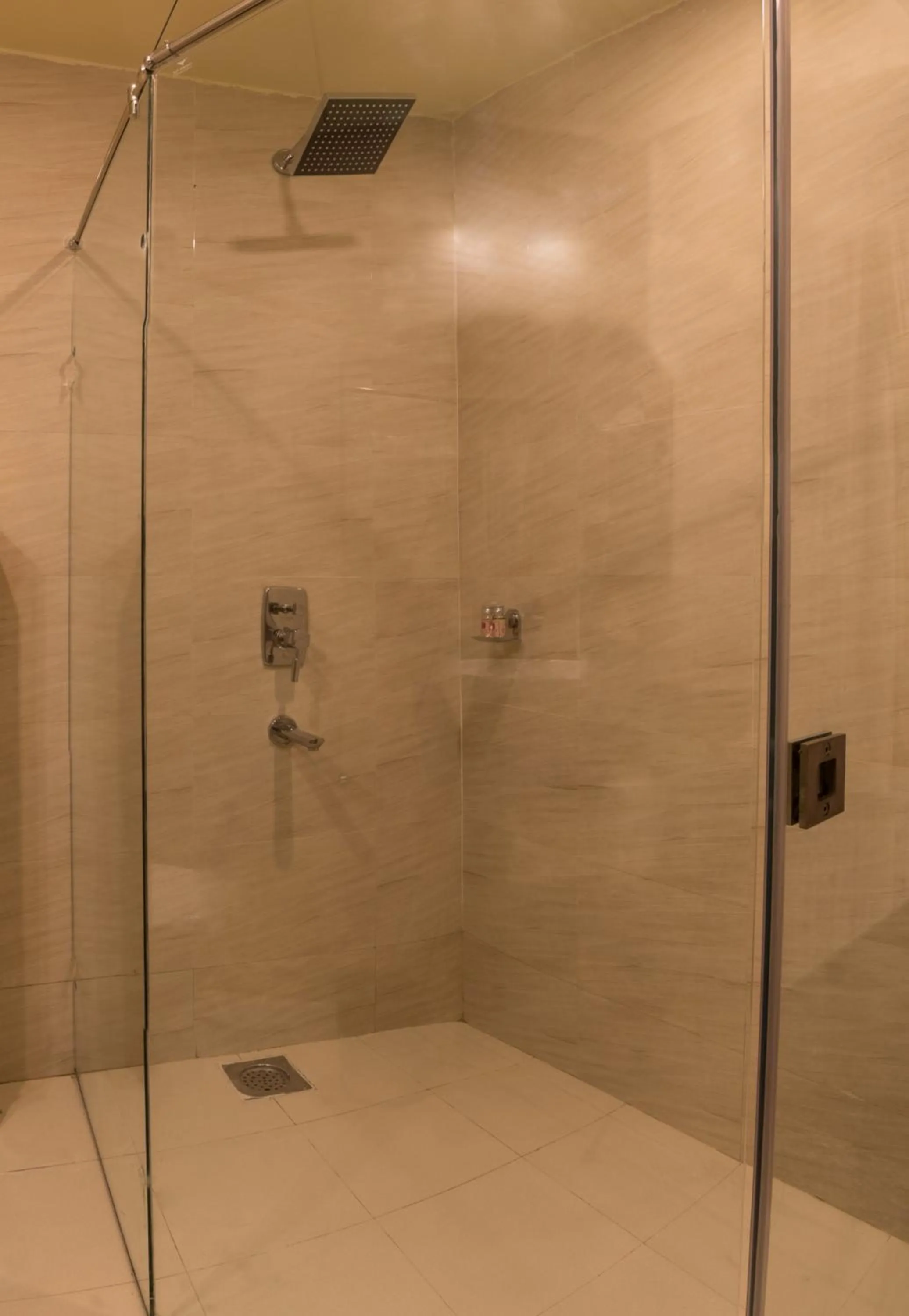 Bathroom in The Solitaire Express