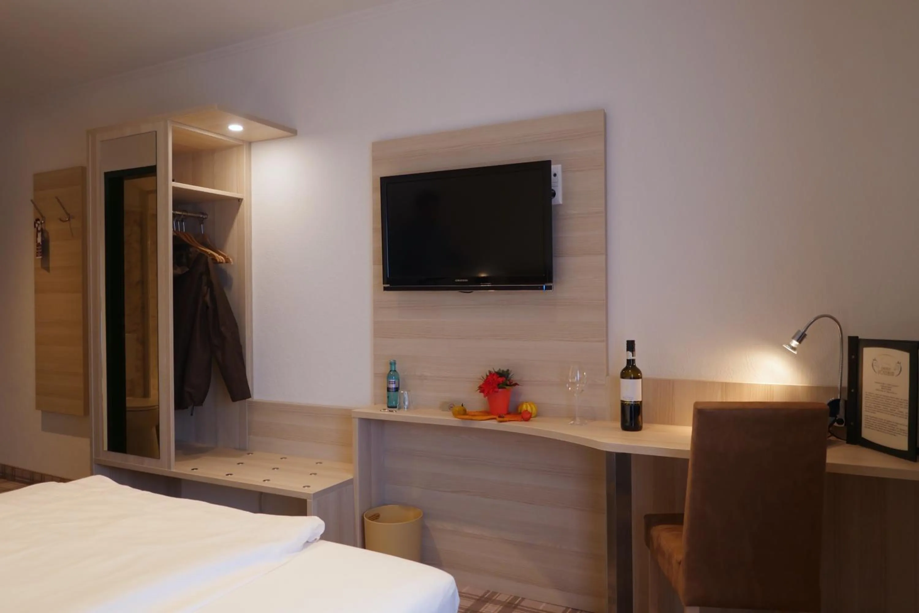 Bed in Gasthof Vossbur