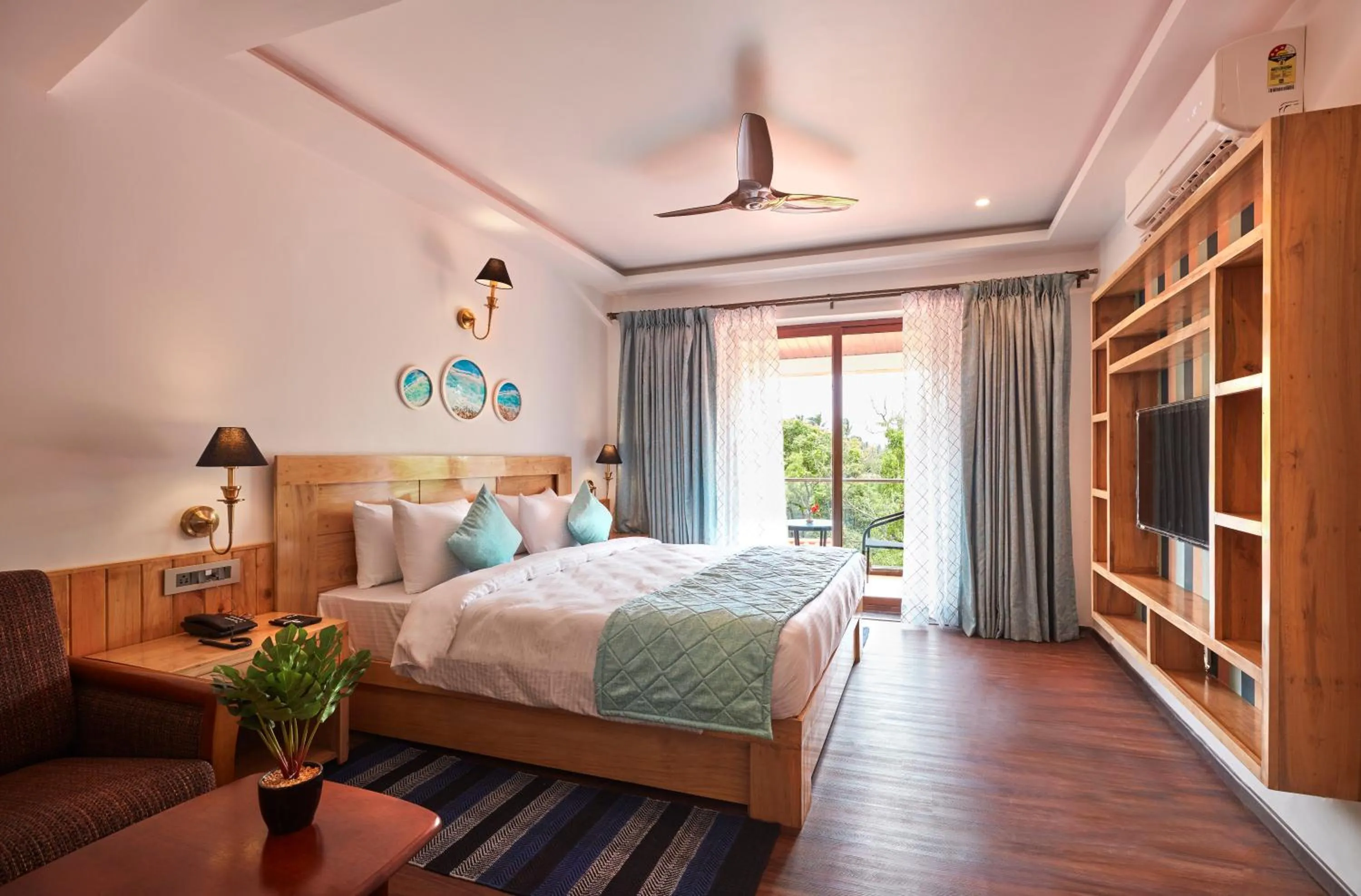 Bedroom, Bed in Sea Queen Beach Resort & Spa