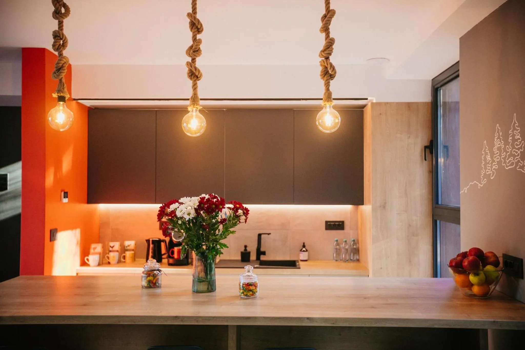 Communal lounge/ TV room in Adventure Lake Resort - Simared