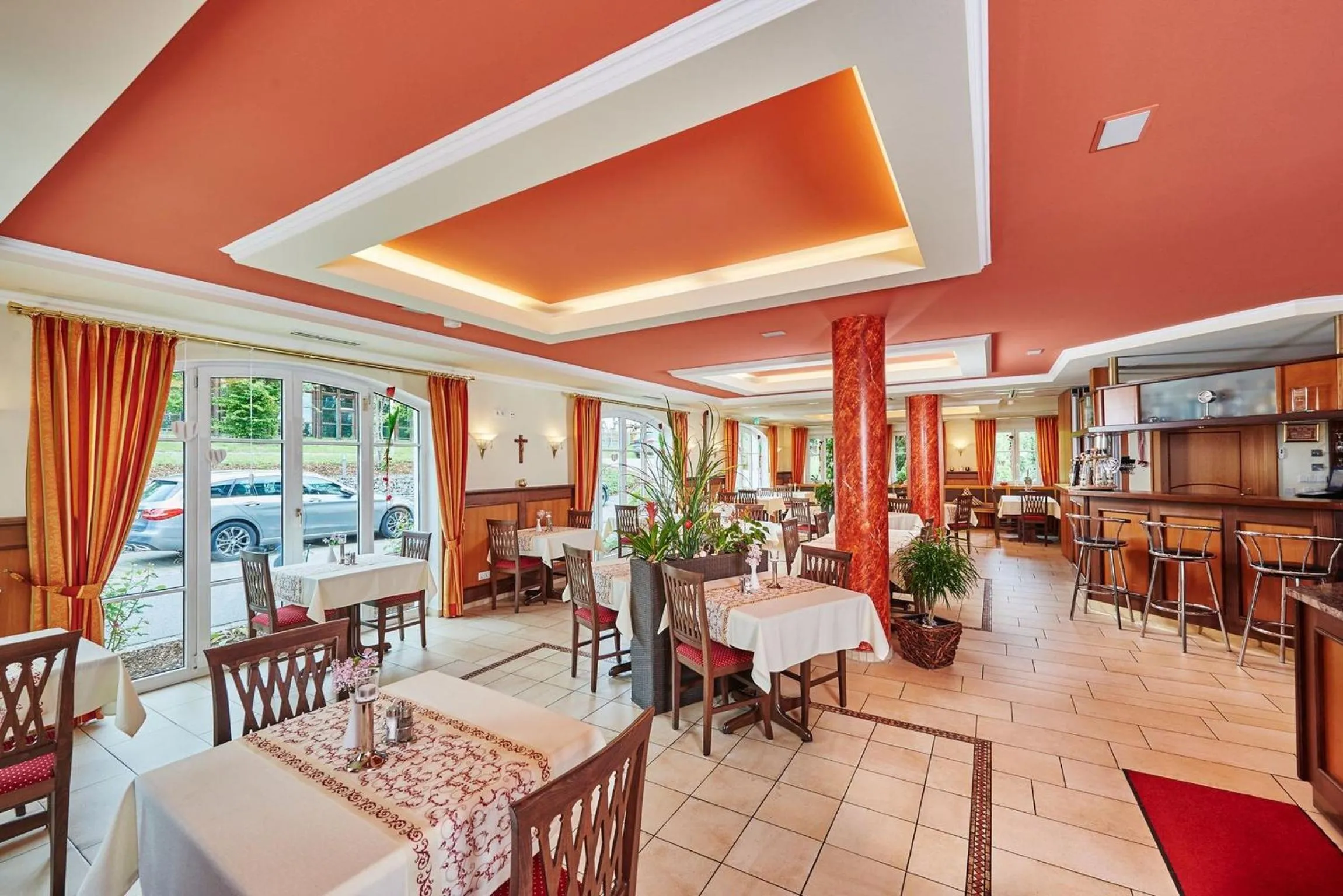 Restaurant/places to eat in AKZENT Hotel Bayerwald-Residenz