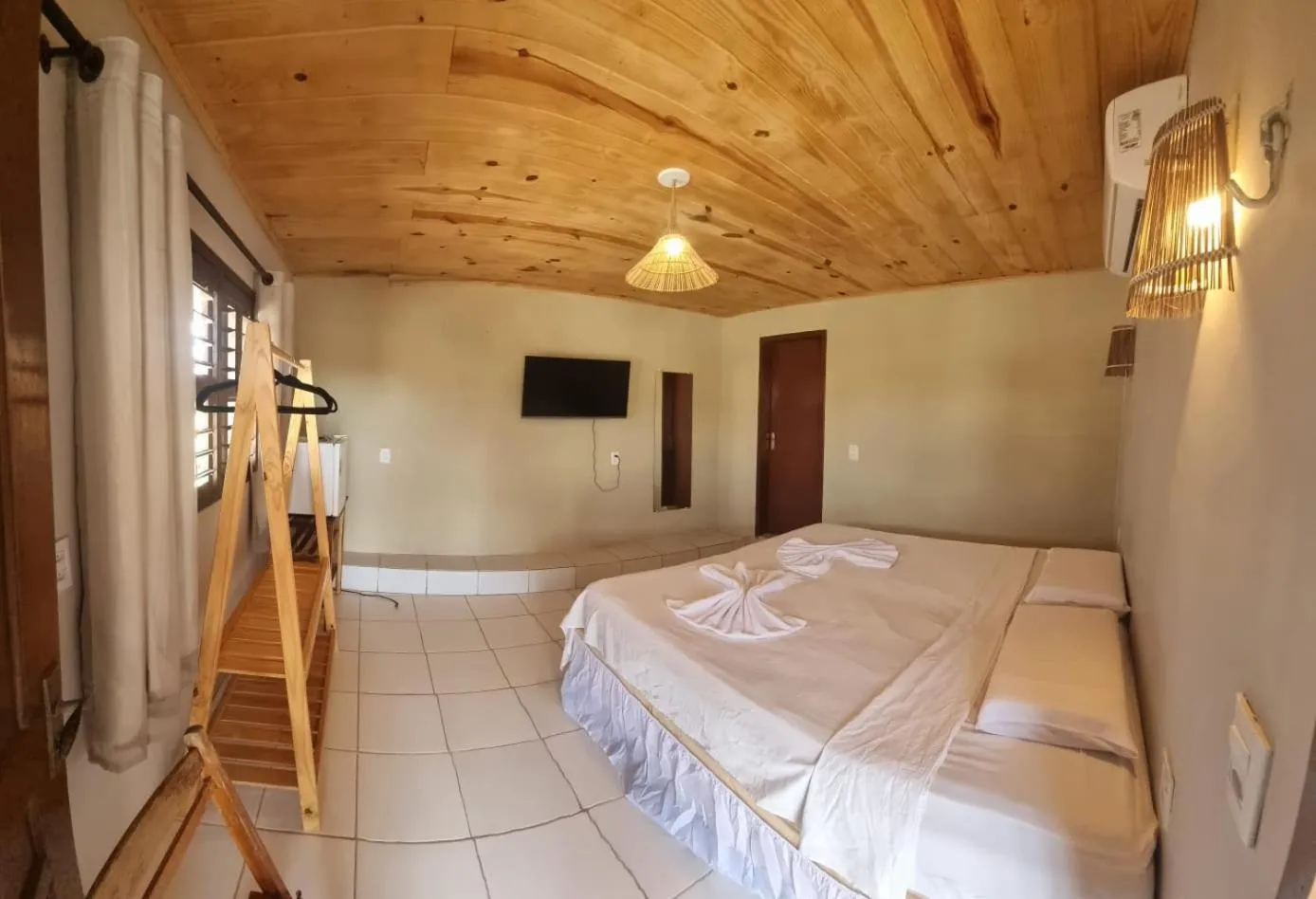 Photo of the whole room, Bed in Pousada Toca Jeri