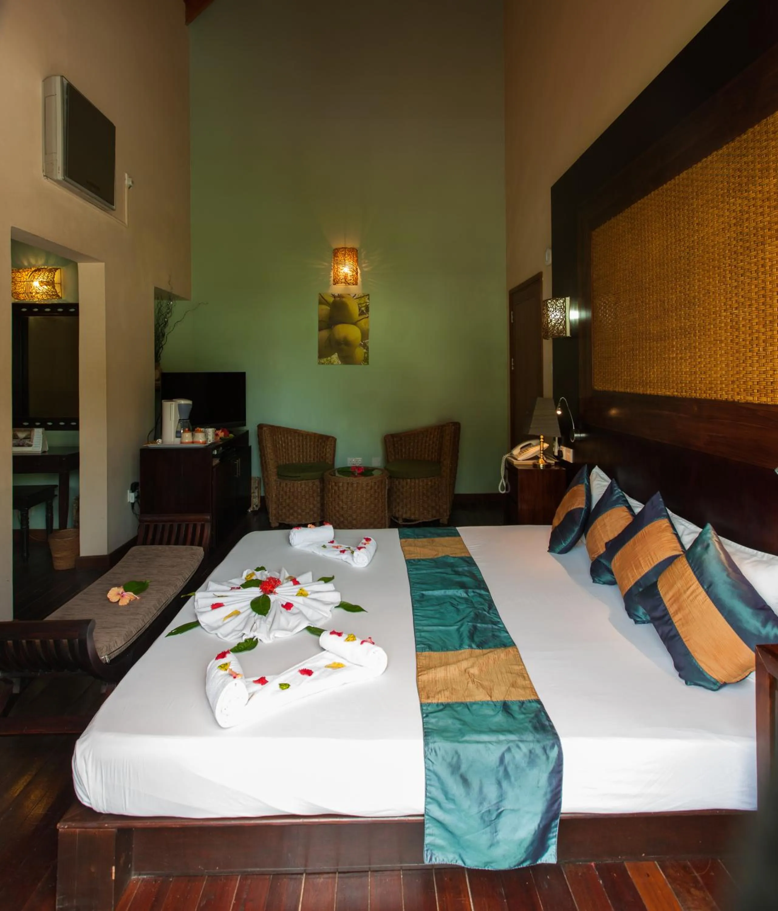 Bedroom, Bed in Le Relax Beach House