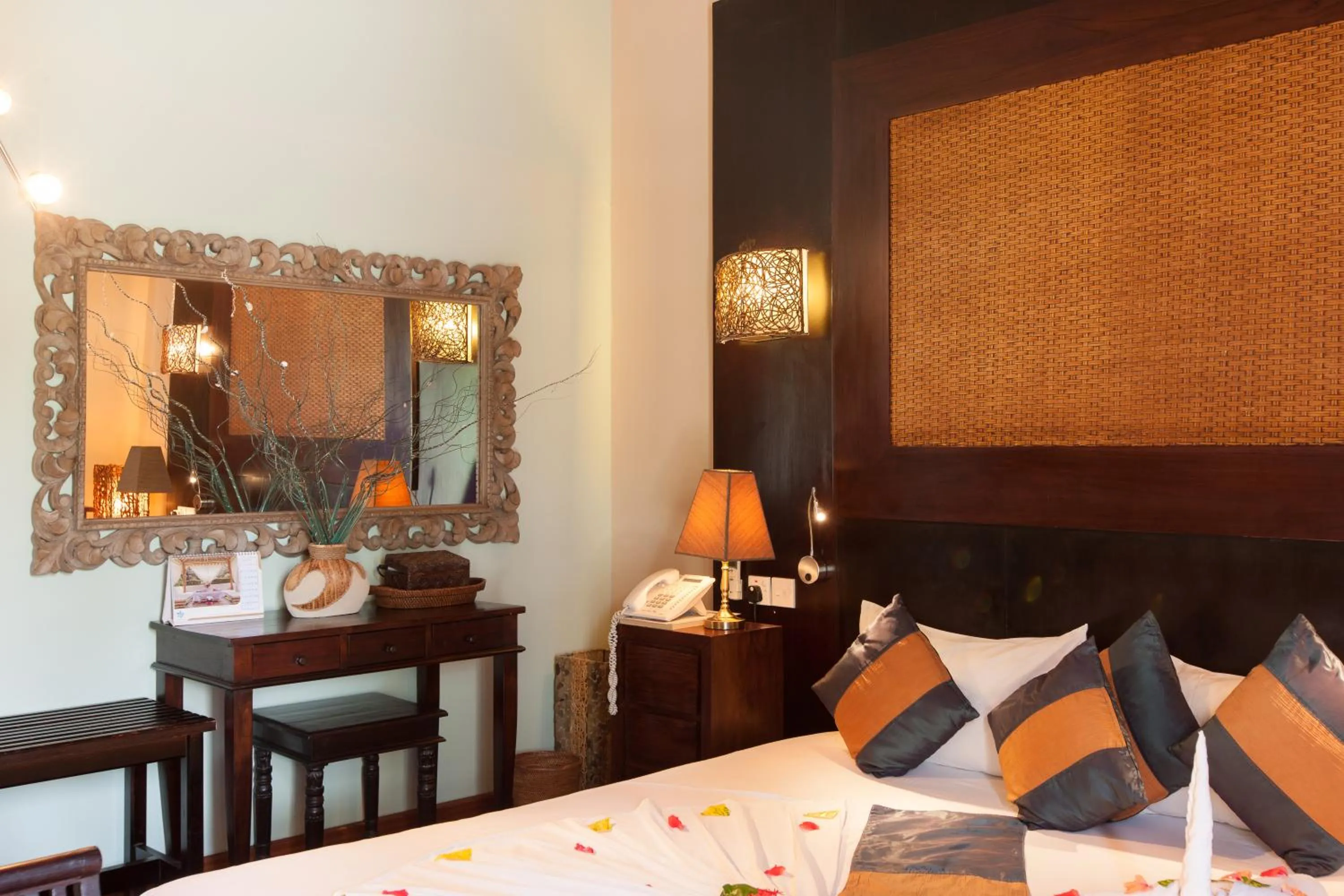 Bedroom, Bed in Le Relax Beach House