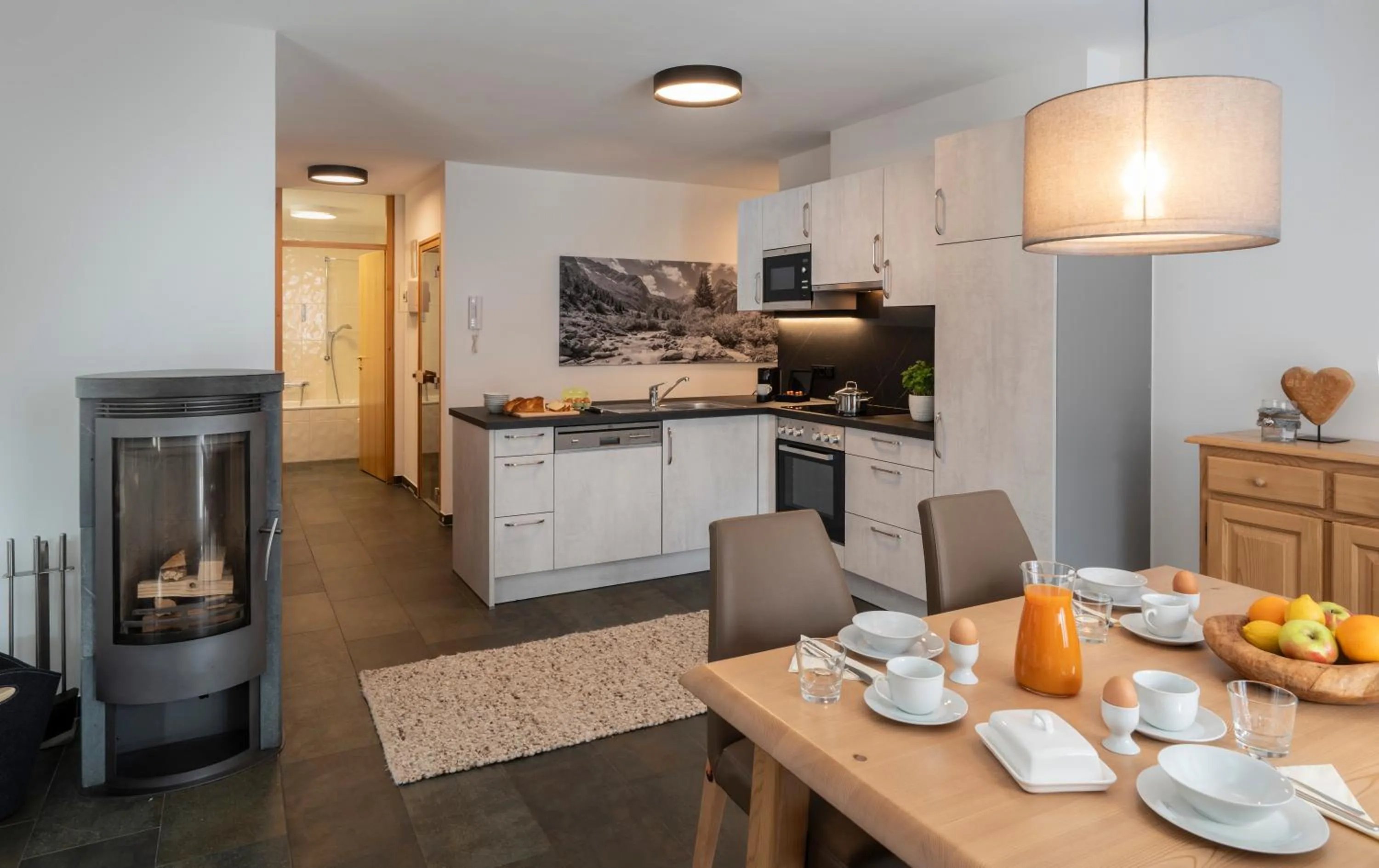 Dining area in AlpinLodges Kühtai