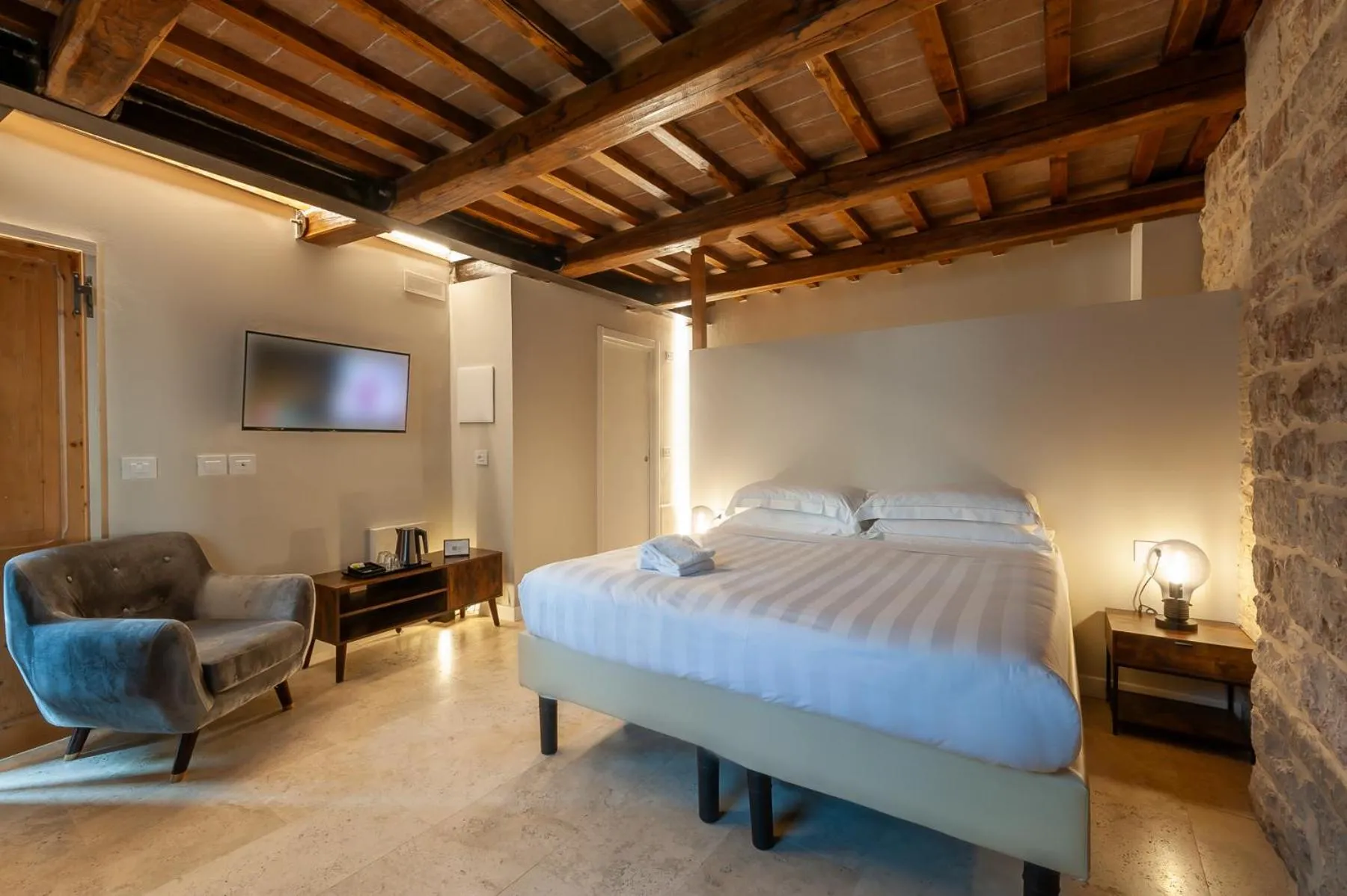 Bed in Anfihouse B&B and Apartments