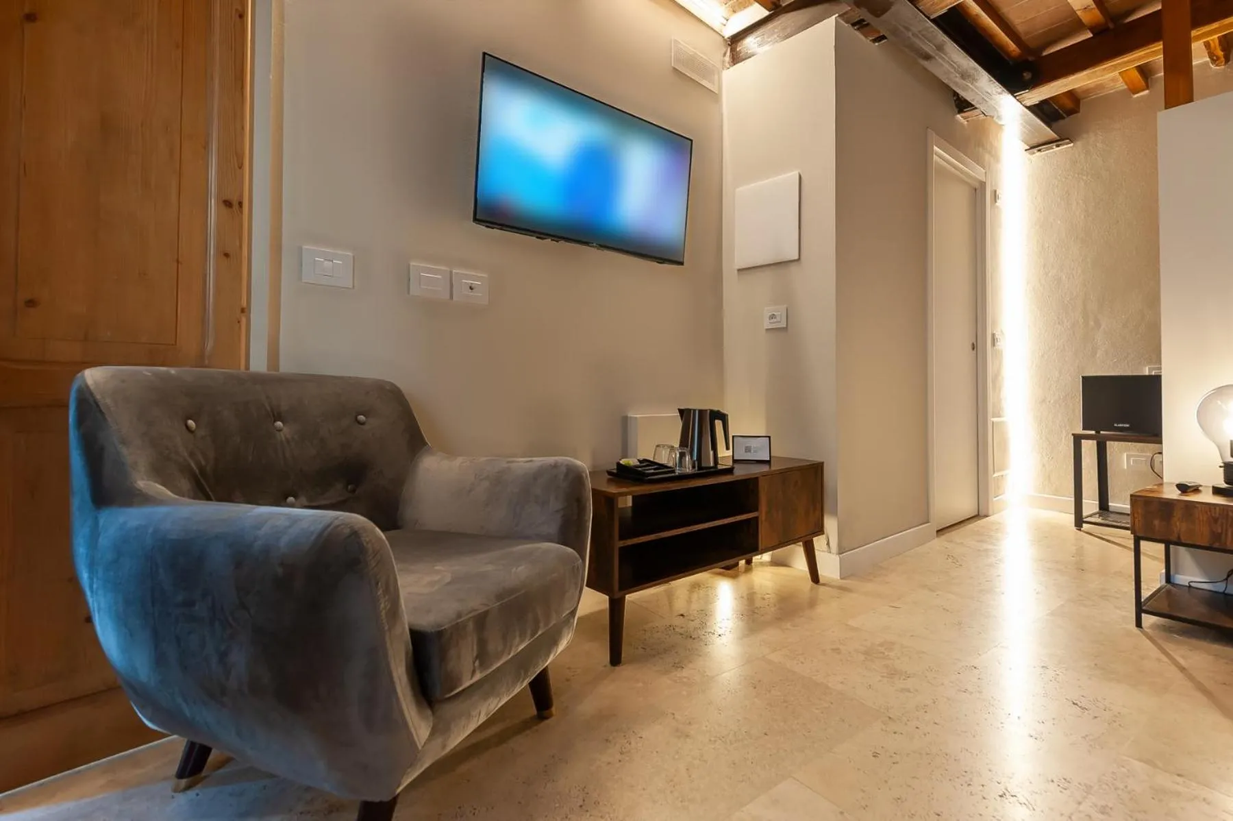 Anfihouse B&B and Apartments