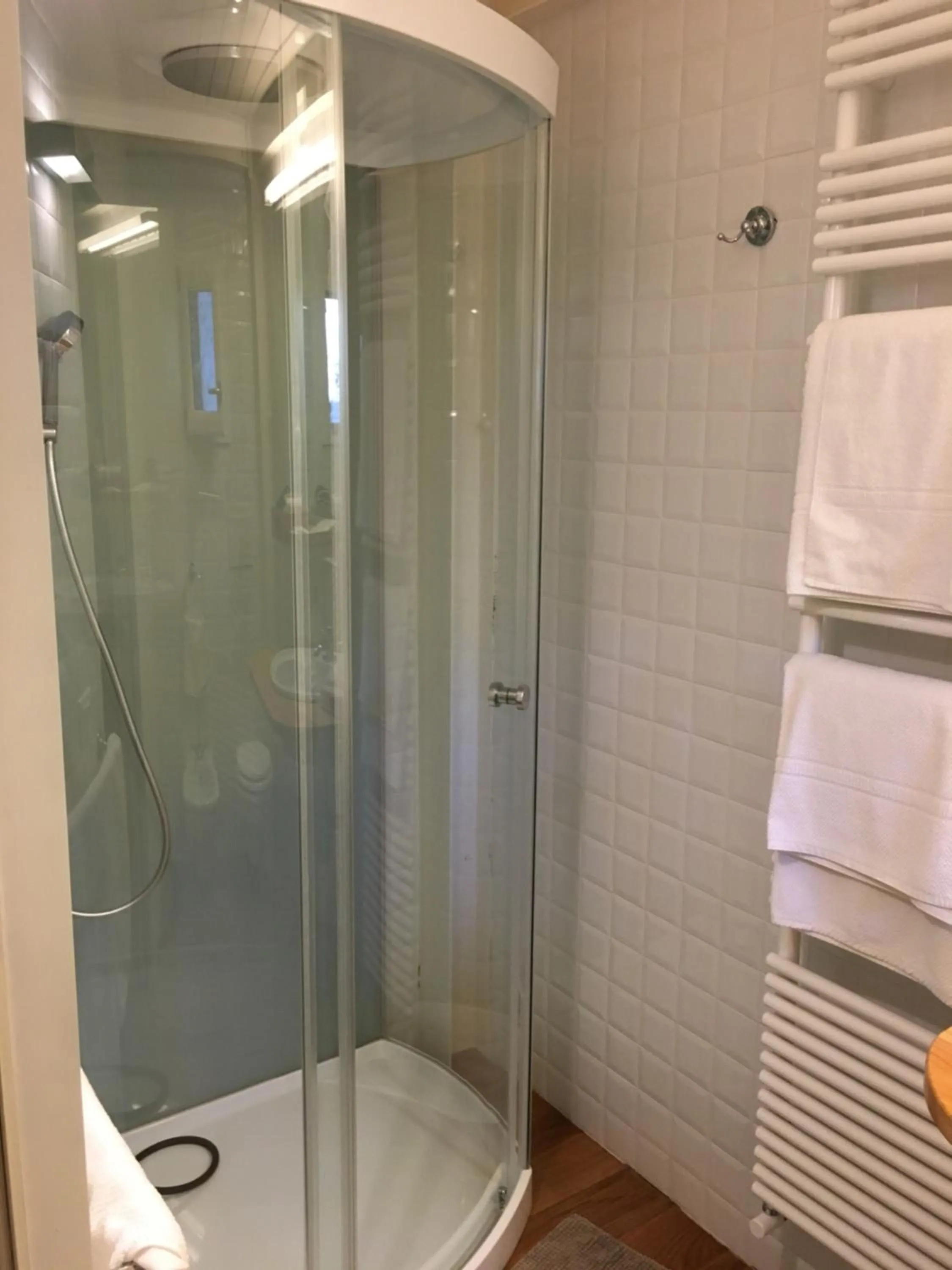 Shower in Anfihouse B&B and Apartments