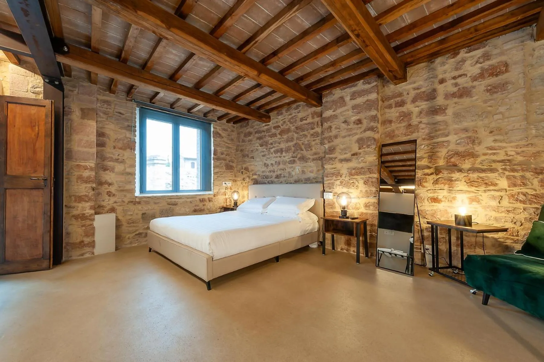 Bed in Anfihouse B&B and Apartments