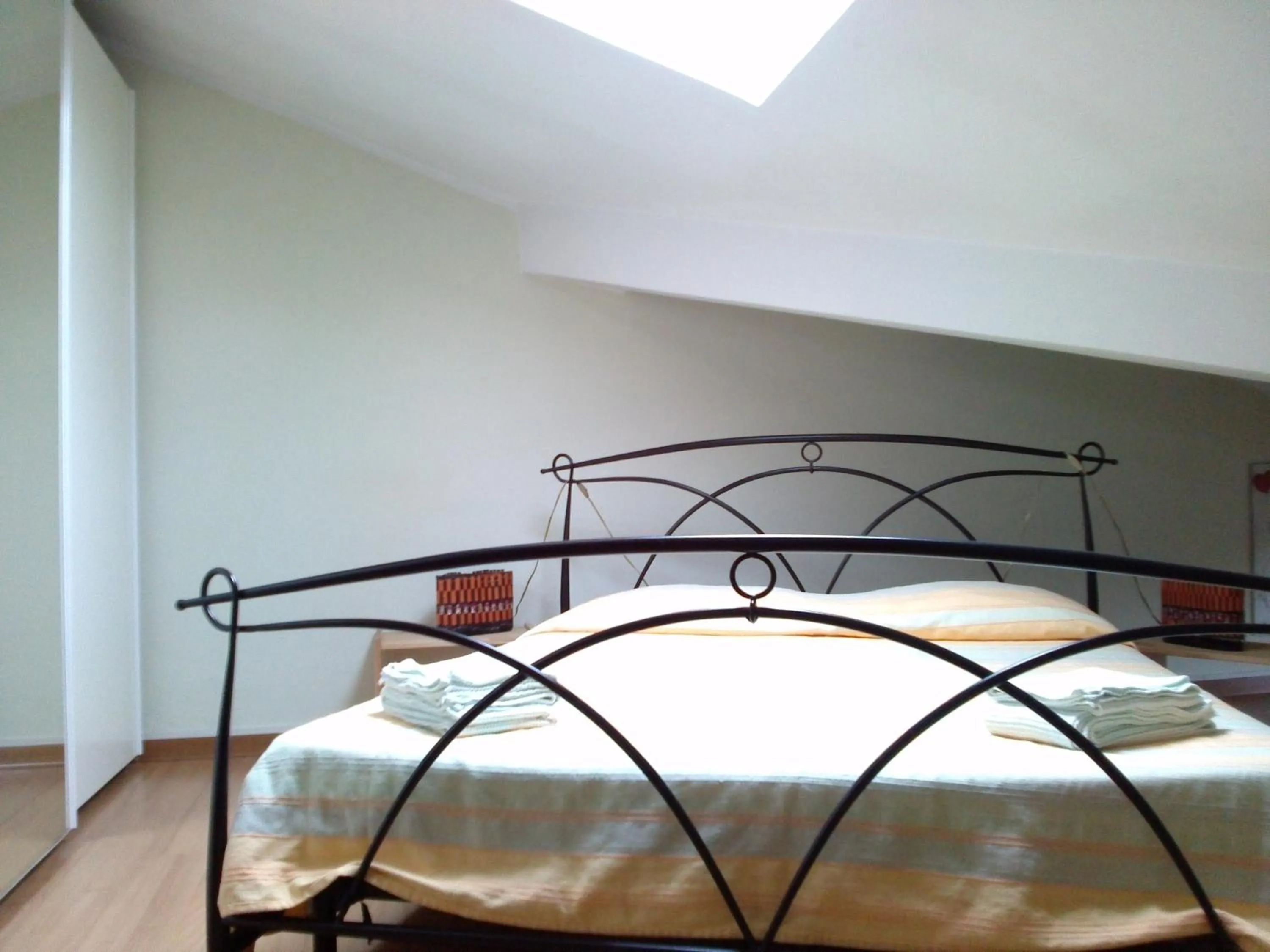 Bedroom, Bed in Mansarda Raggio Di Sole