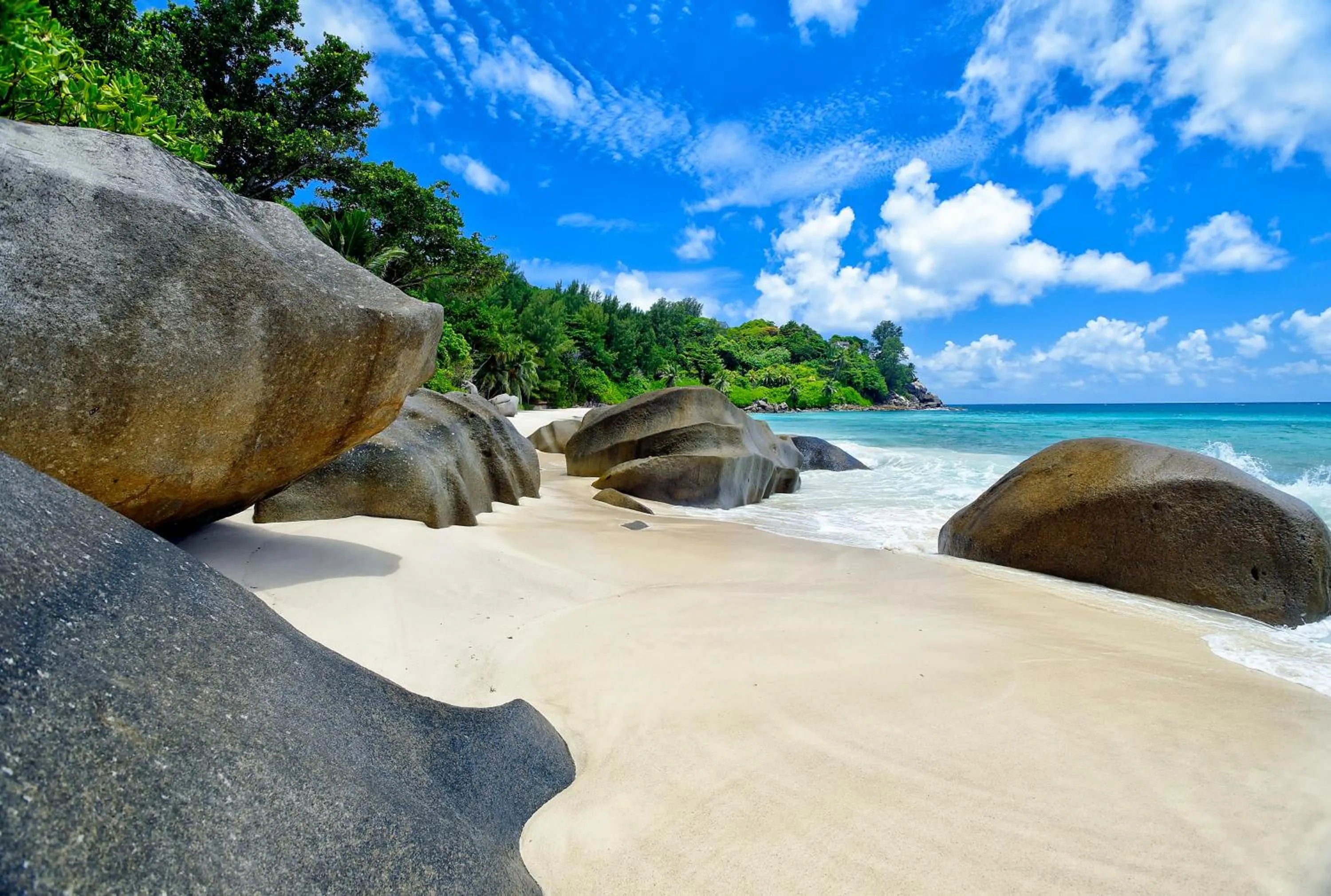 Area and facilities in Carana Hilltop Villa Seychelles