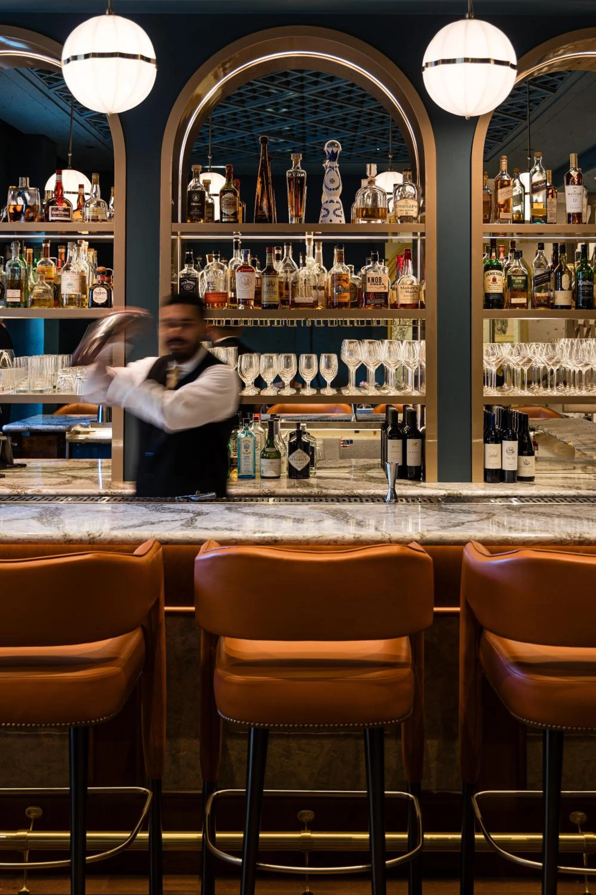 Lounge or bar in Taj Campton Place