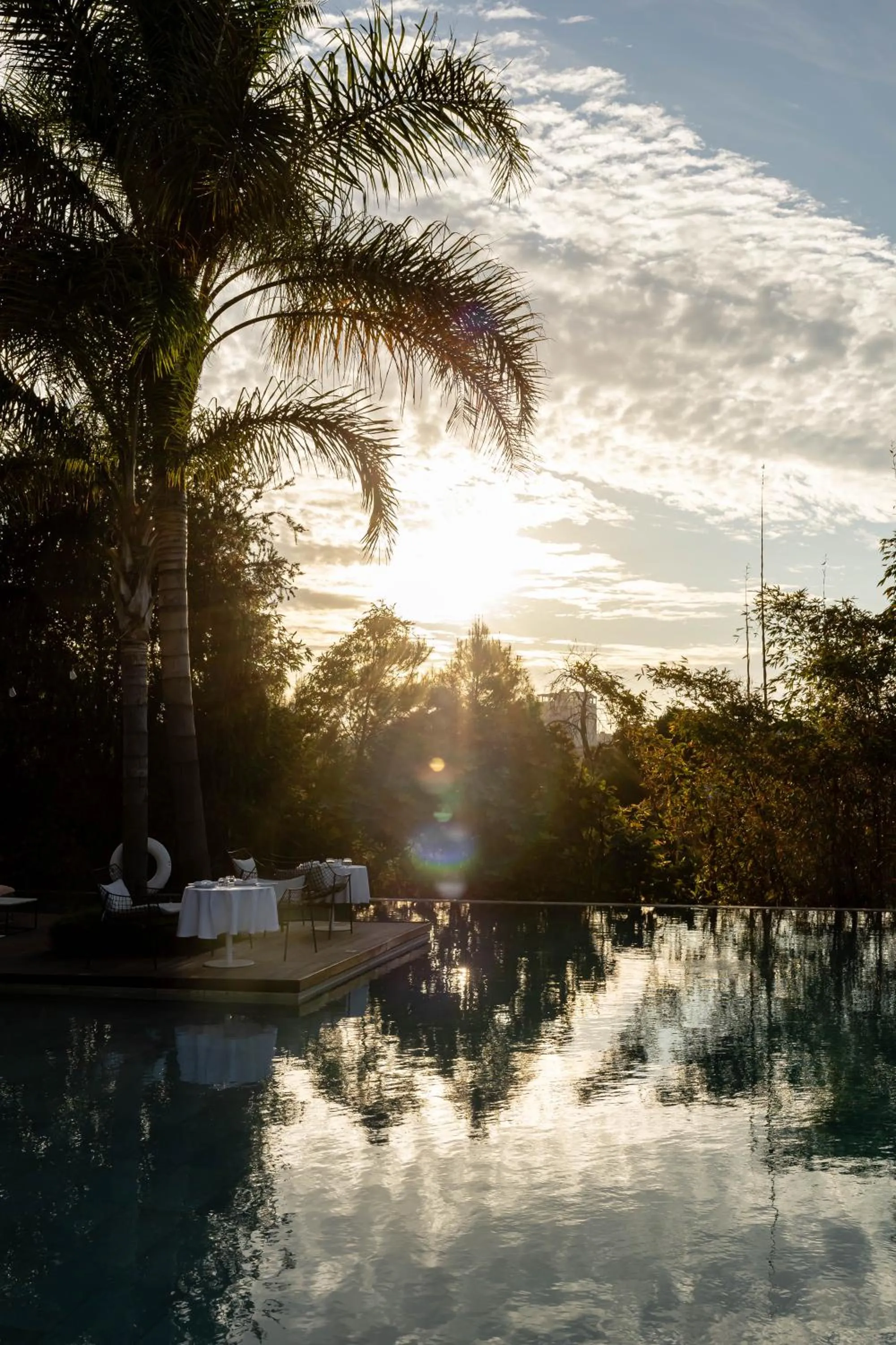 Swimming pool in Hotel Sahrai