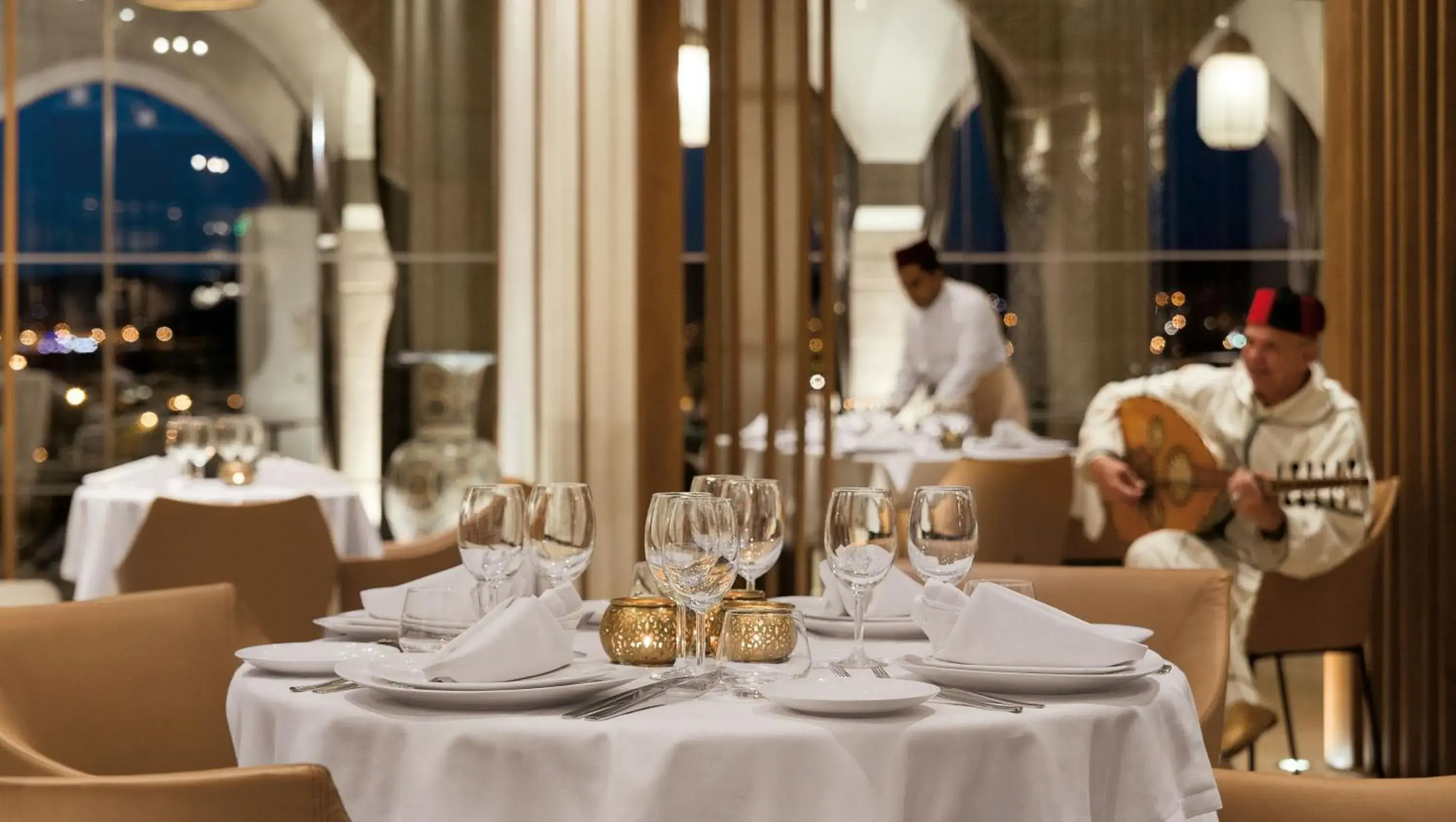 Restaurant/places to eat in Hotel Sahrai Restaurant/places to eat in Hotel Sahrai