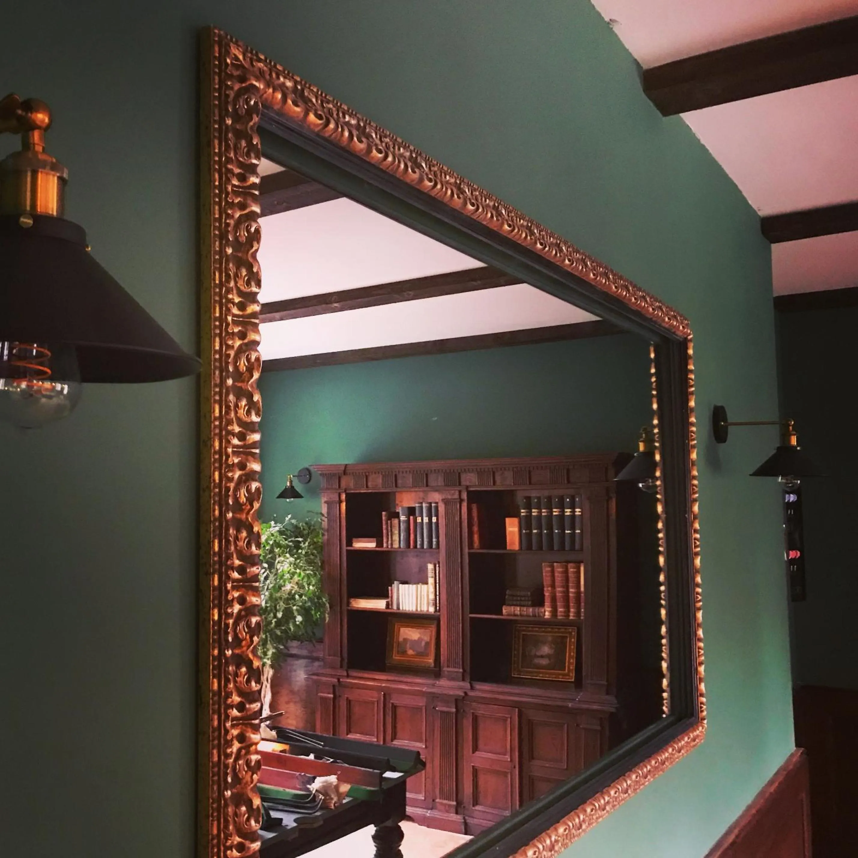 Billiard in Hôtel D’Artiste