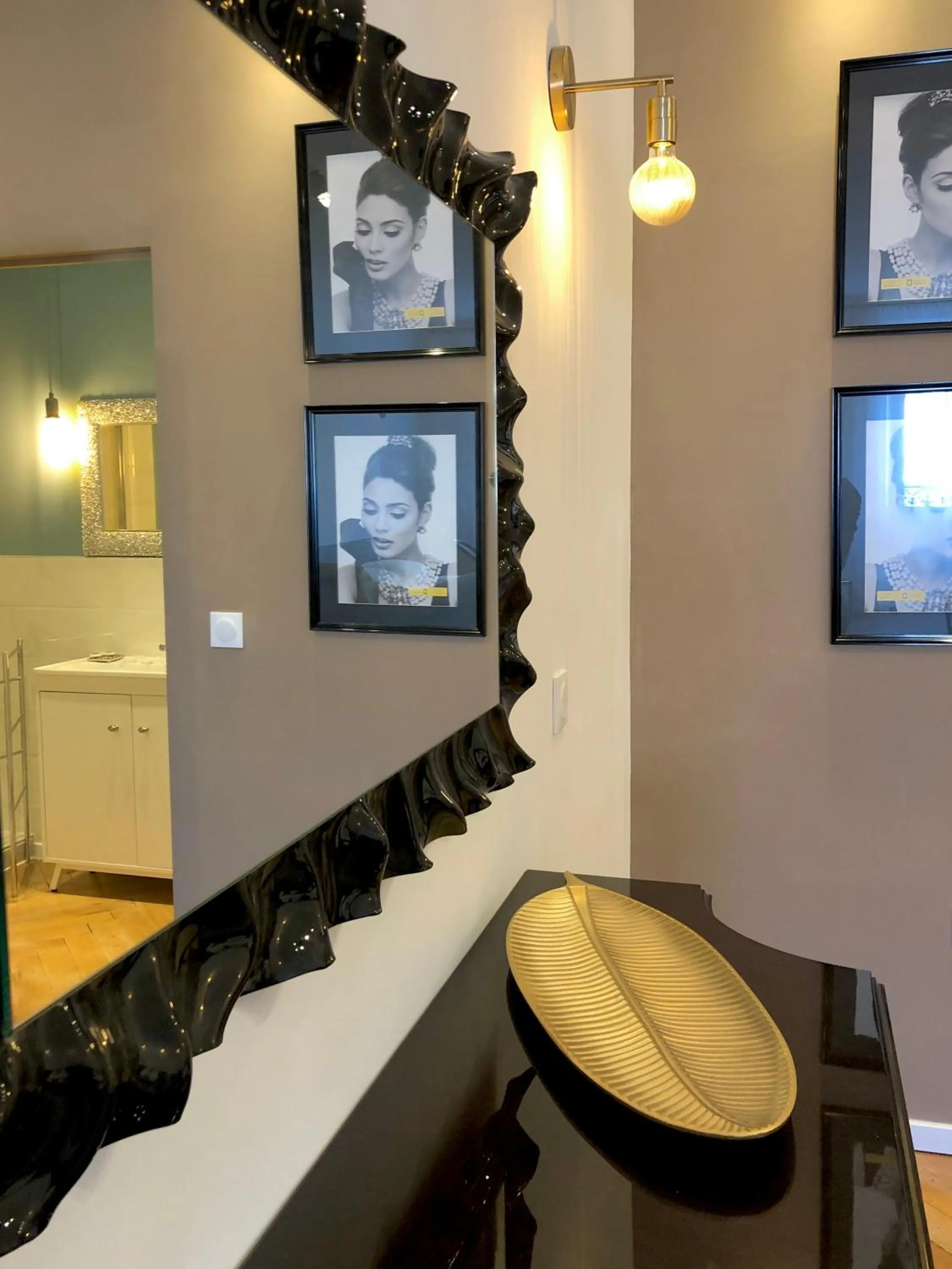 Seating area in Hôtel D’Artiste