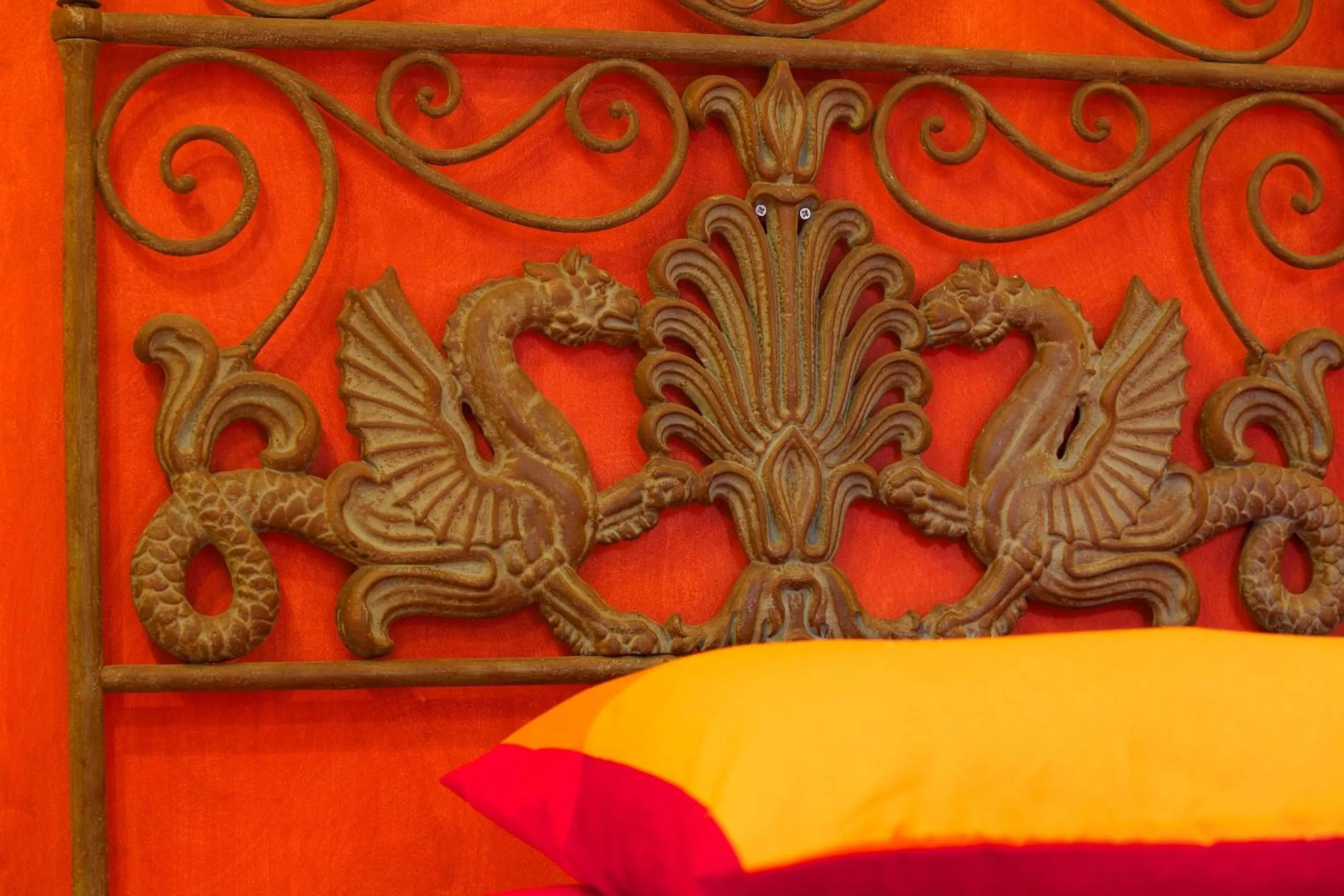 Logo/Certificate/Sign, Bed in Sant'Anna