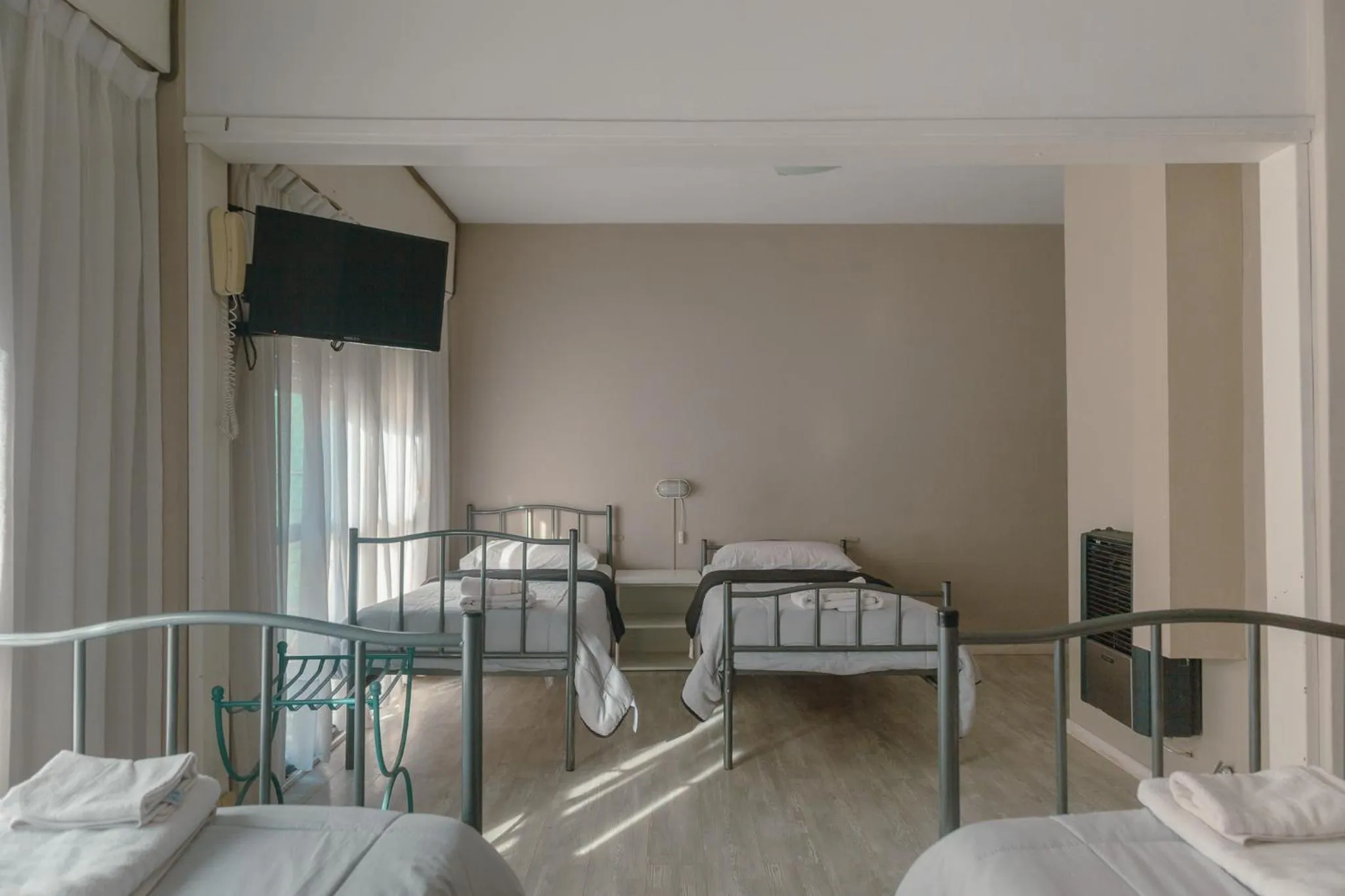 Bed in Rayentray Hostal