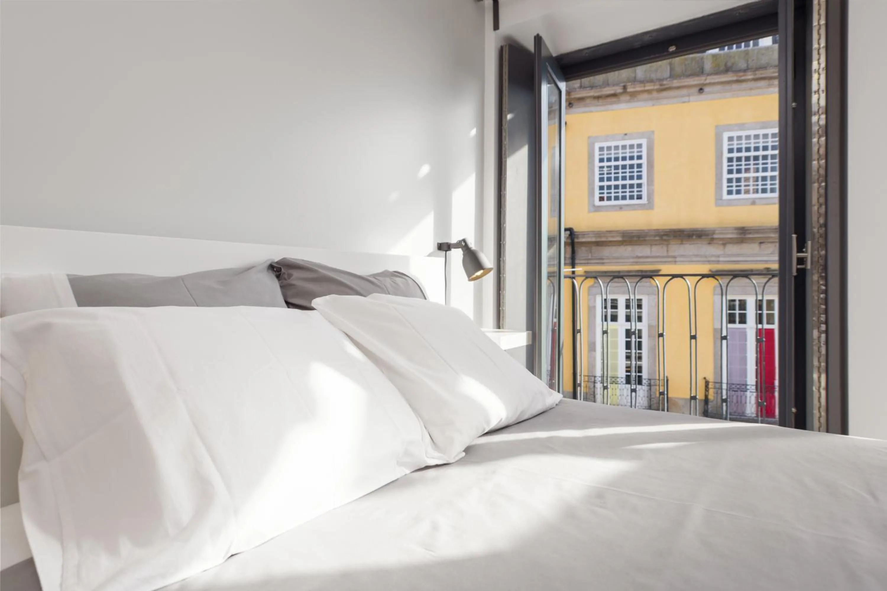 Bed in Be In Oporto