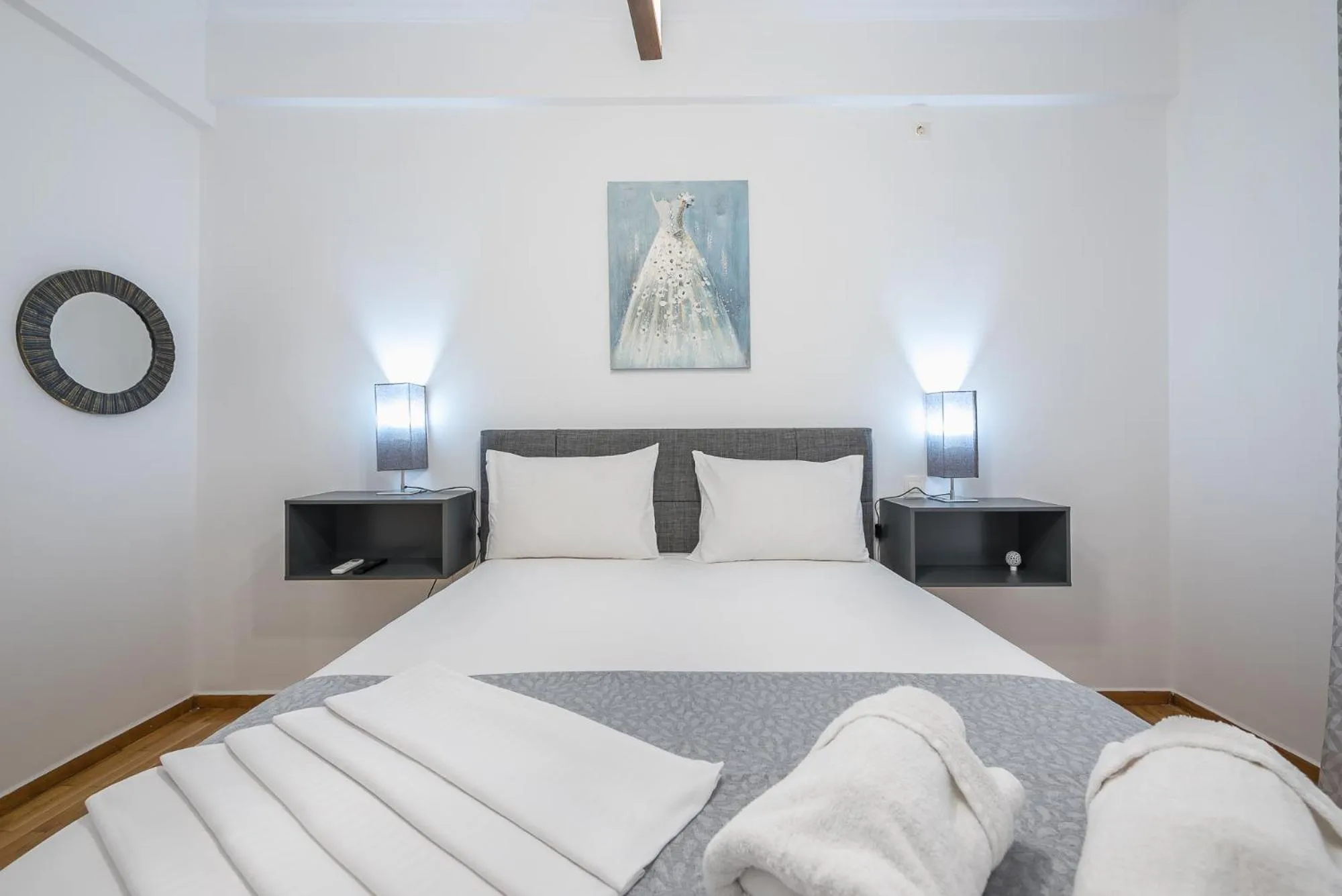 Bed in Athens Bright Suite by CloudKeys