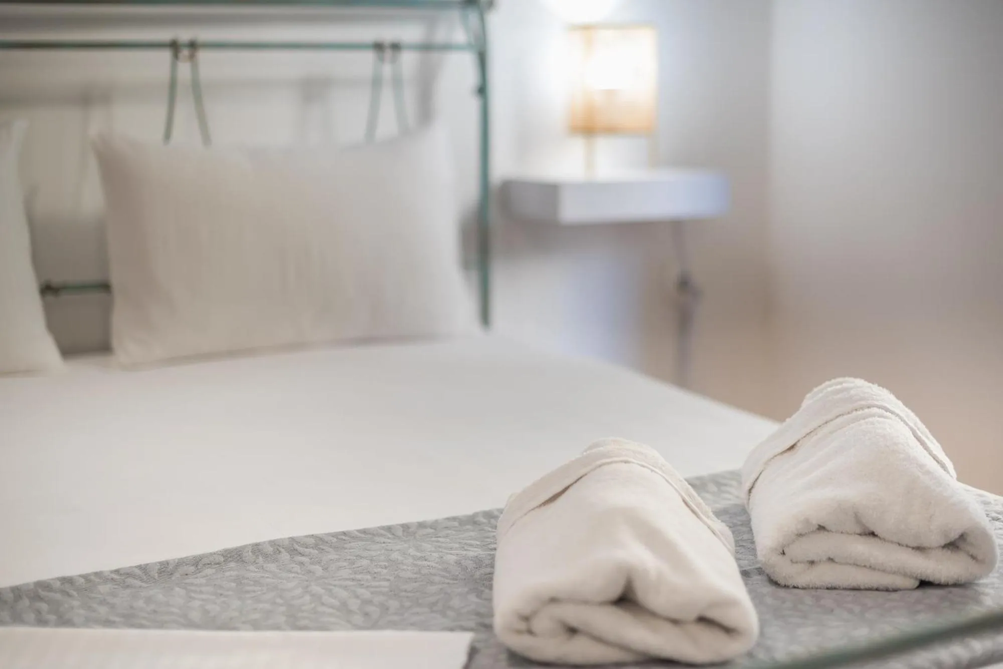 Bed in Athens Bright Suite by CloudKeys
