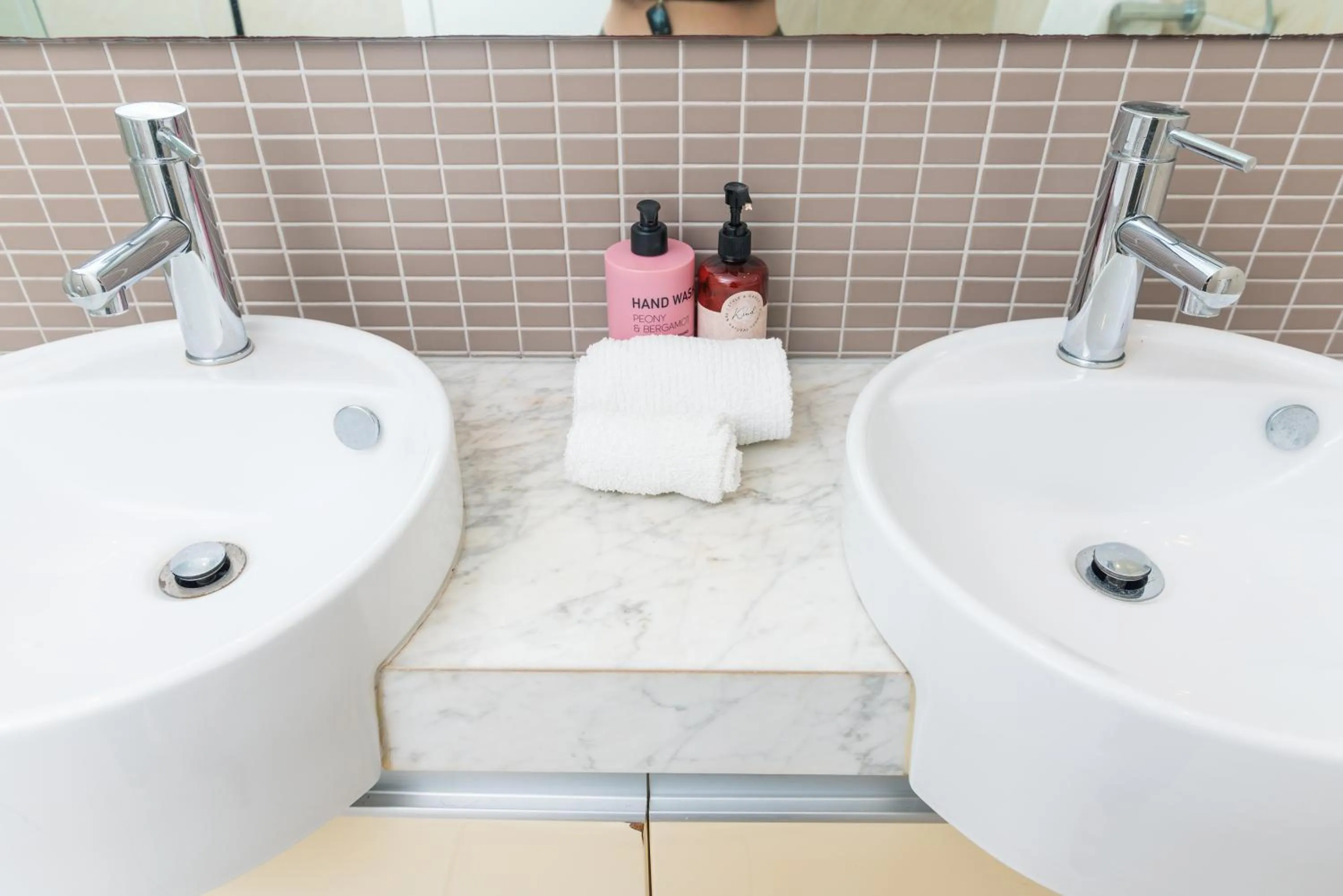 Darwin Harbour Suites