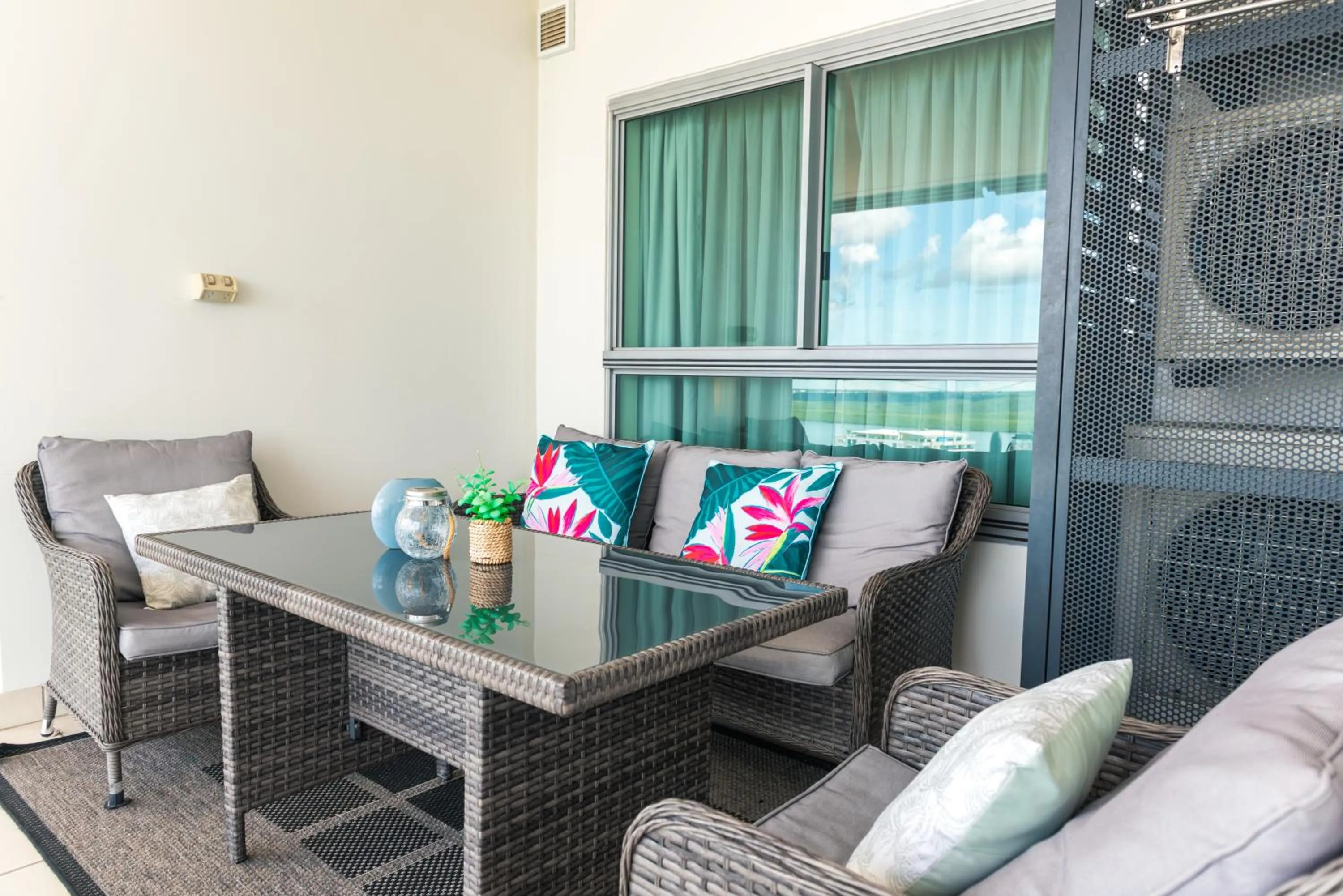 Darwin Harbour Suites