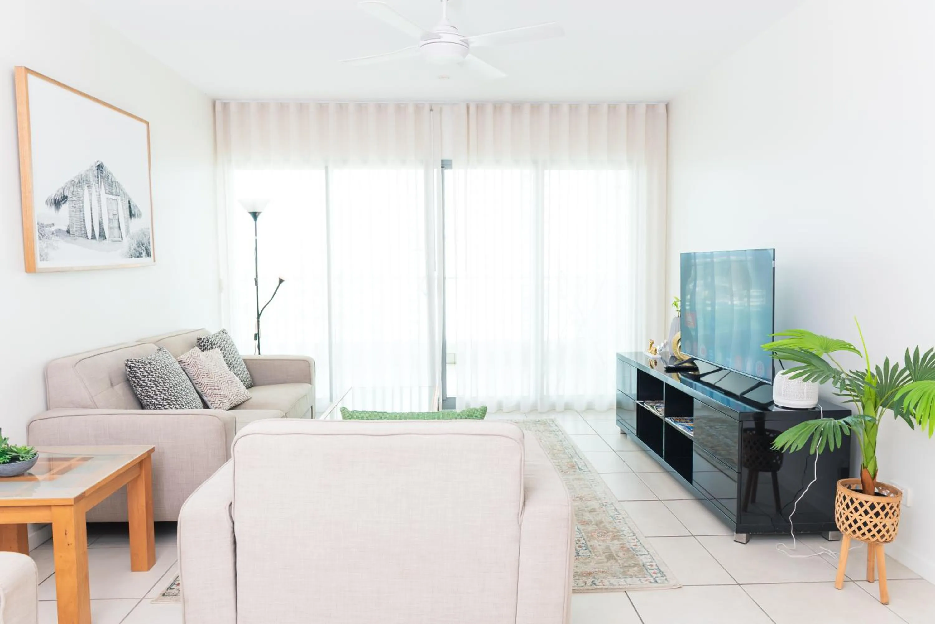 Living room in Darwin Harbour Suites