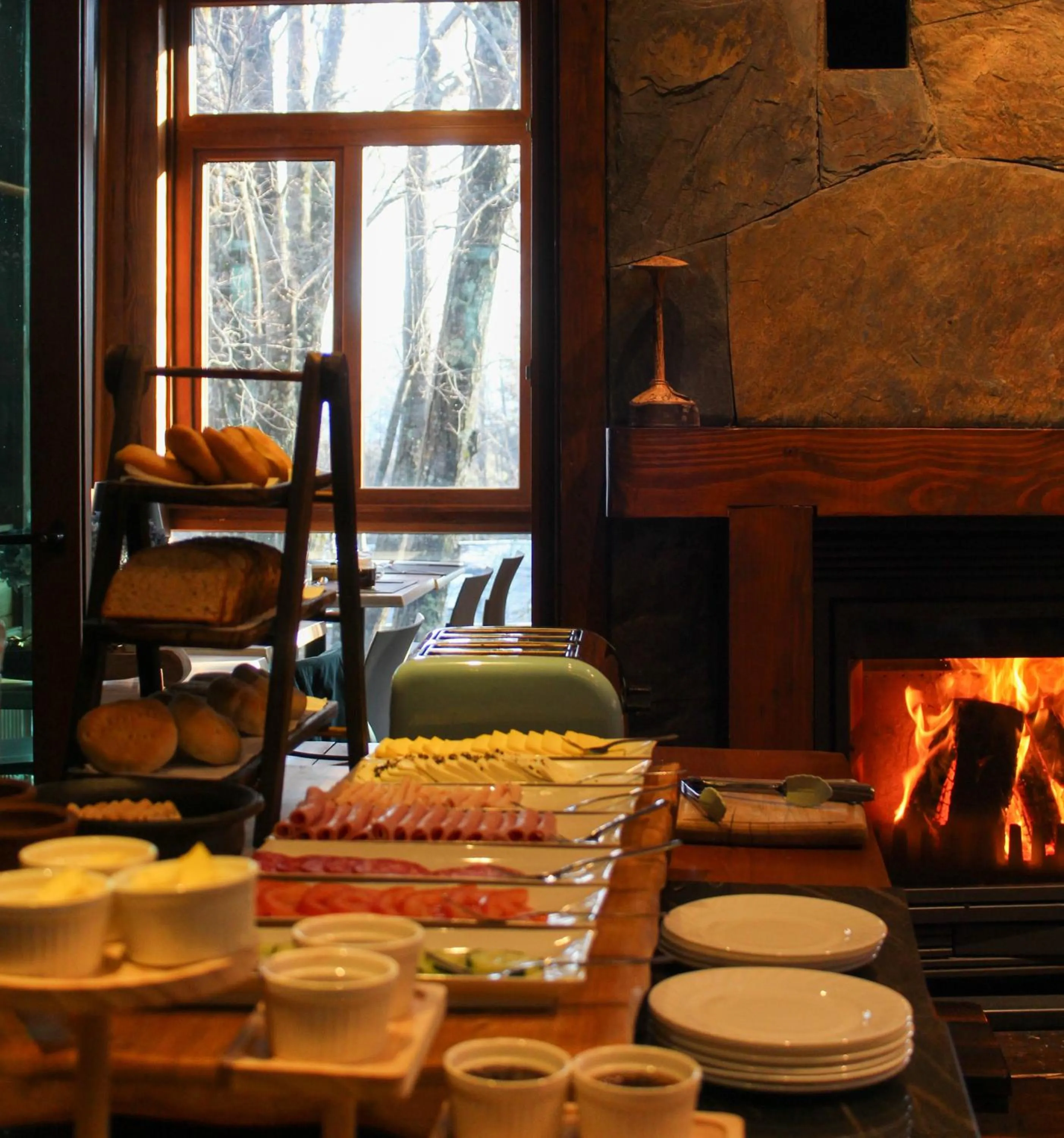 Buffet breakfast in NI-NEWEN Hotel & Lodge