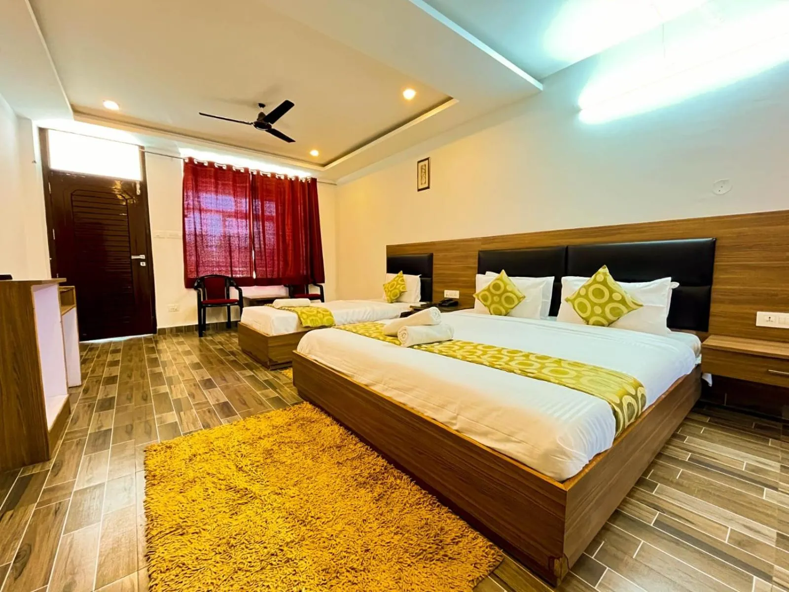 Bed in Marina Group of hotel naddi hills-cricket stadium 9 km-Mcleodganj 2 km- Bhagsunag 4