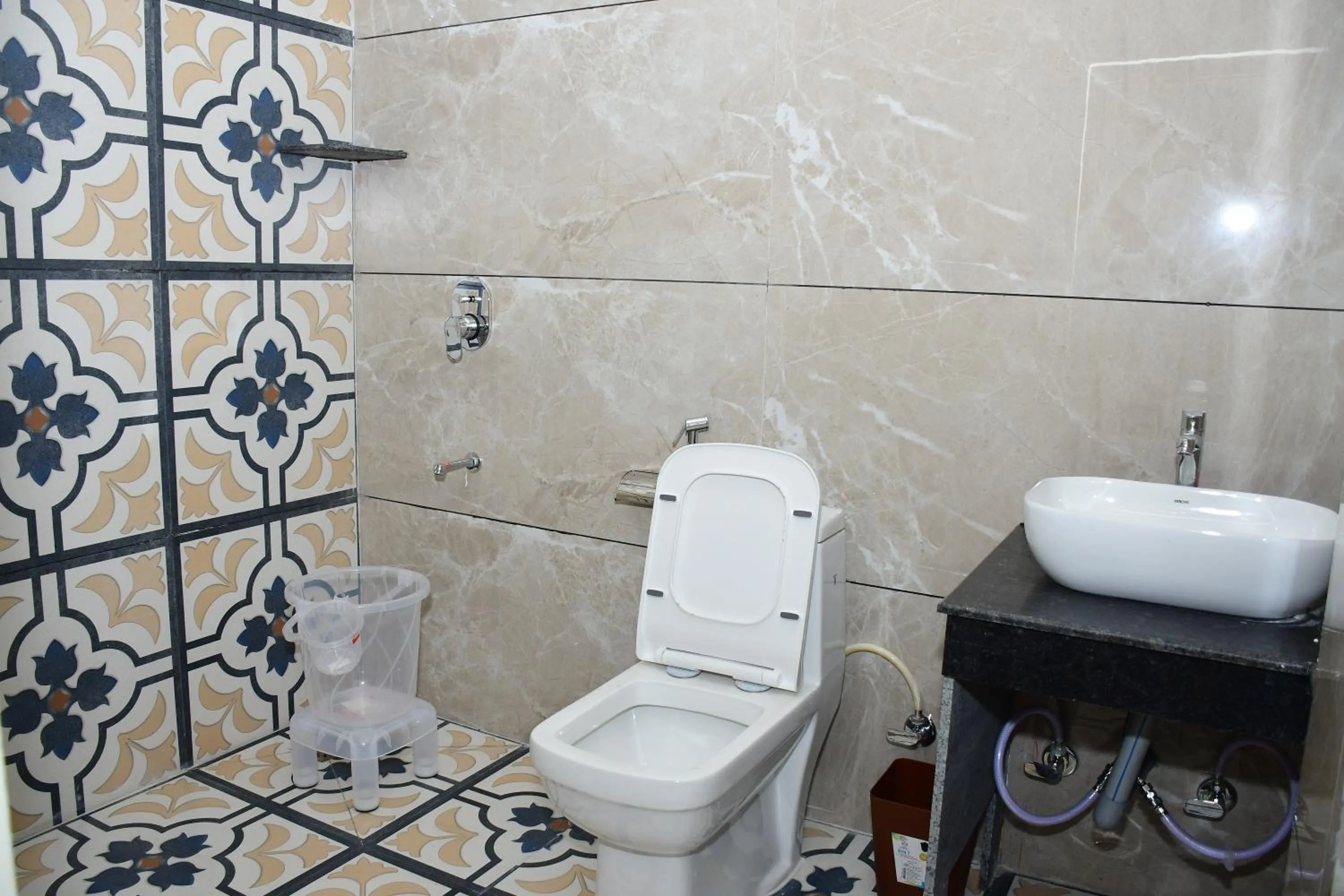 Shower in The Vantage Haveli