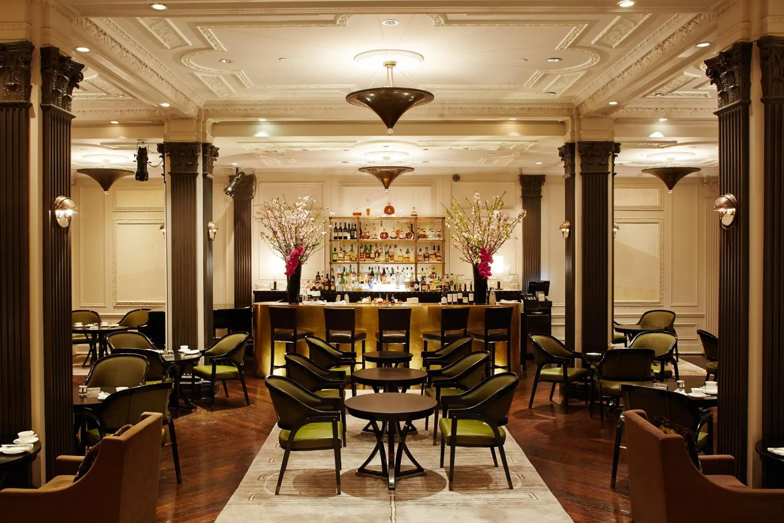 Lounge or bar in The Pierre, A Taj Hotel, New York Lounge or bar in The Pierre, A Taj Hotel, New York