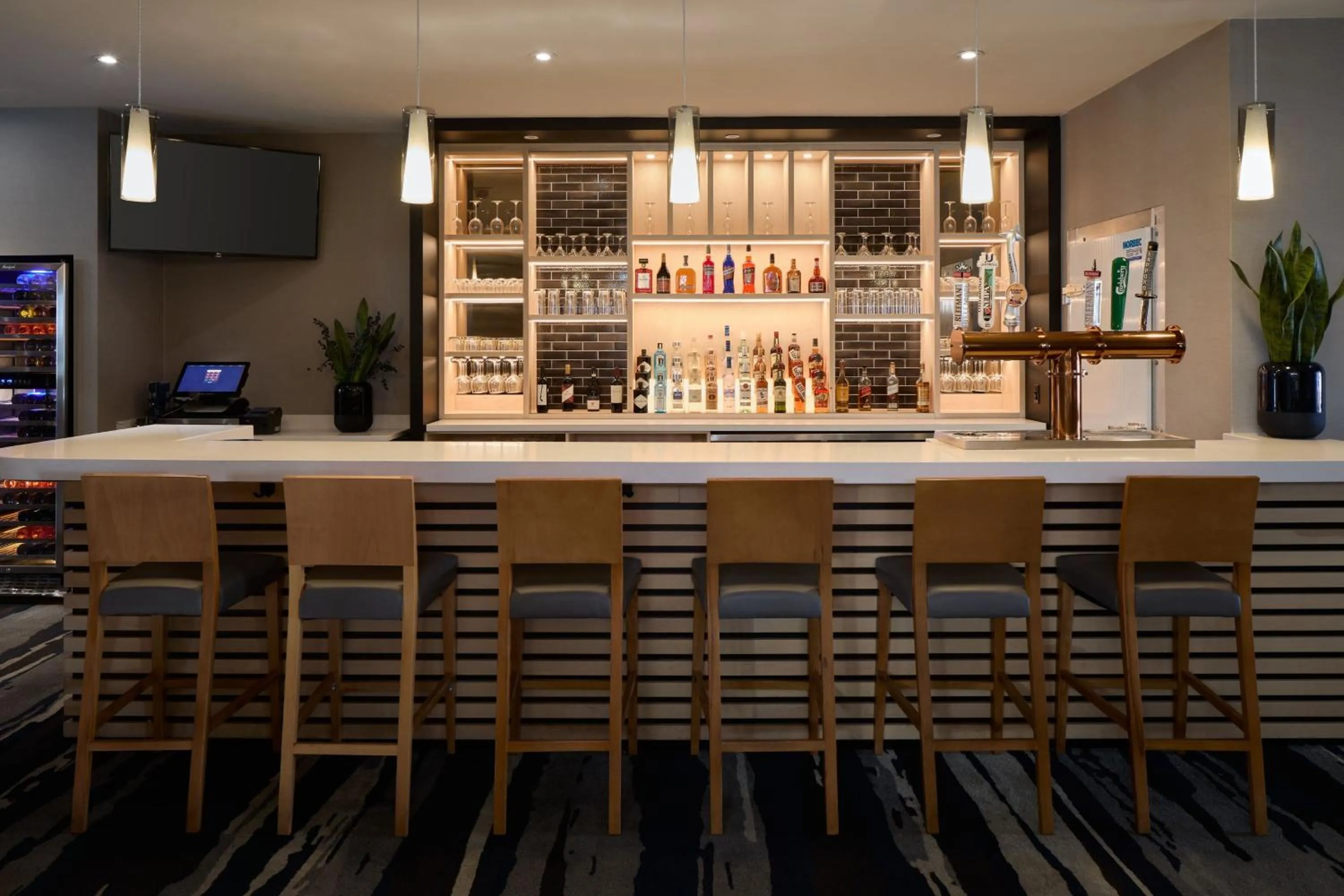 Lounge or bar in Fairfield Inn & Suites by Marriott Montreal Airport