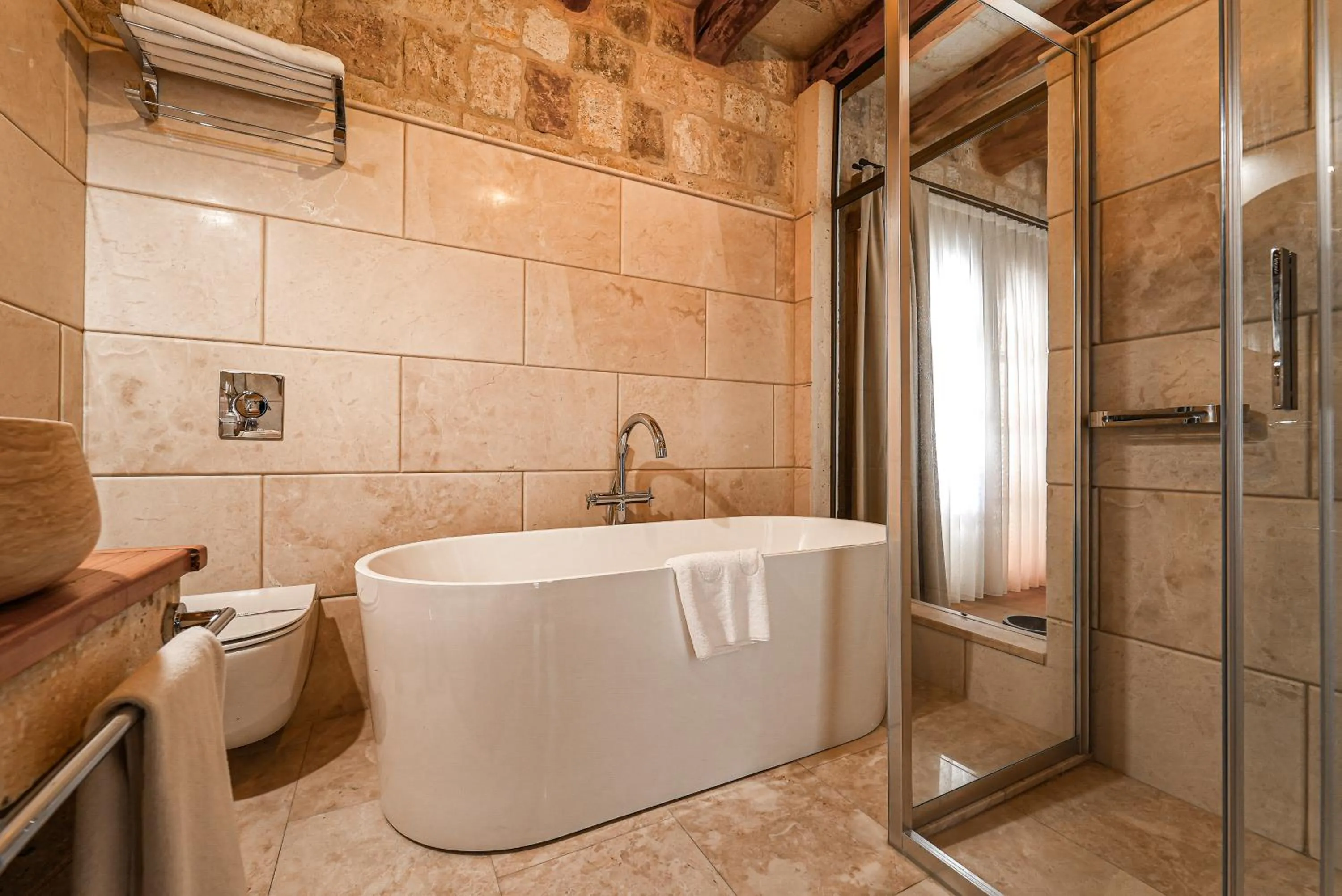 Shower in Sedirli Konak Hotel