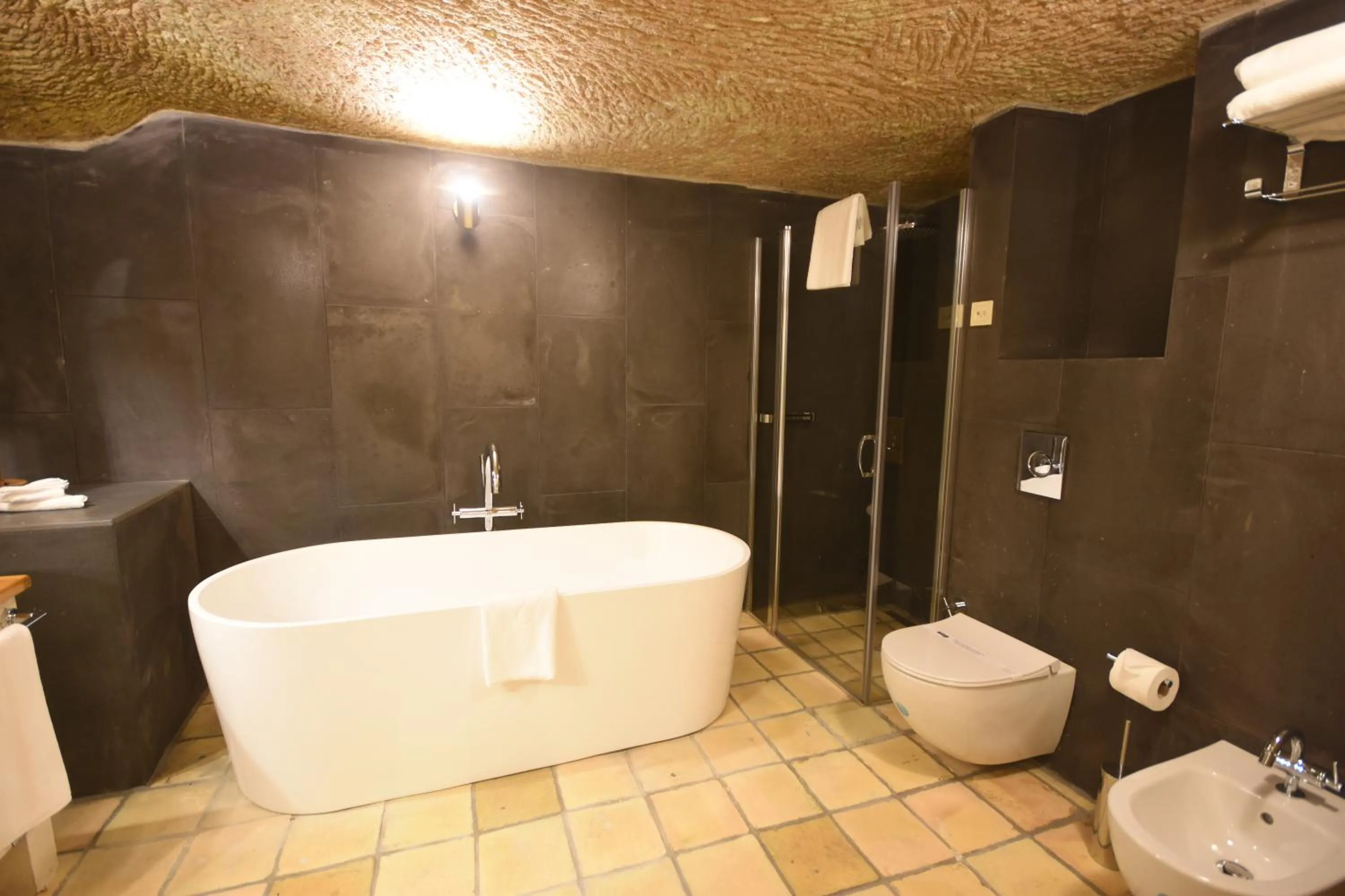 Shower in Sedirli Konak Hotel