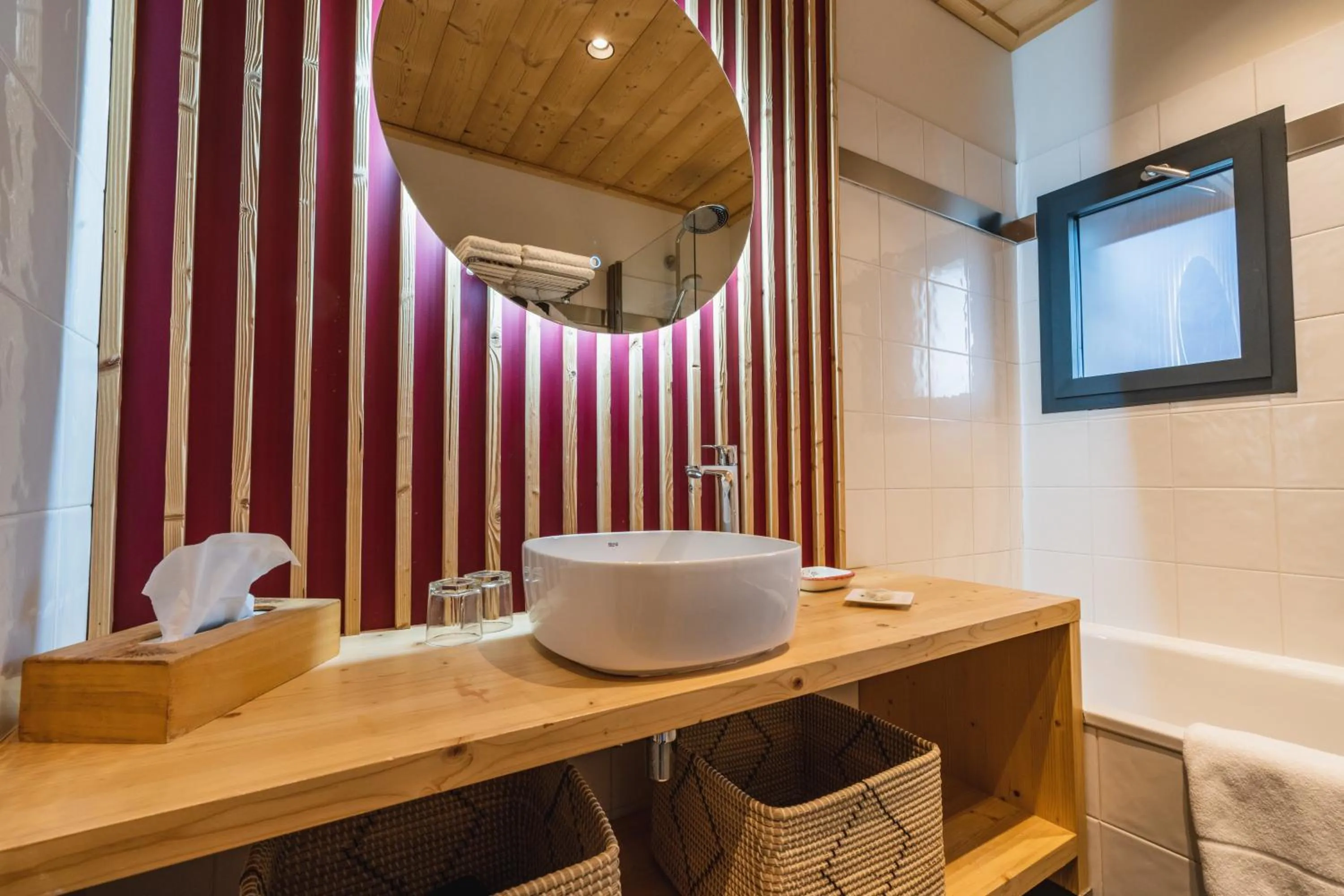Bathroom in Chalet-Hôtel La Marmotte, La Tapiaz & SPA, The Originals Relais