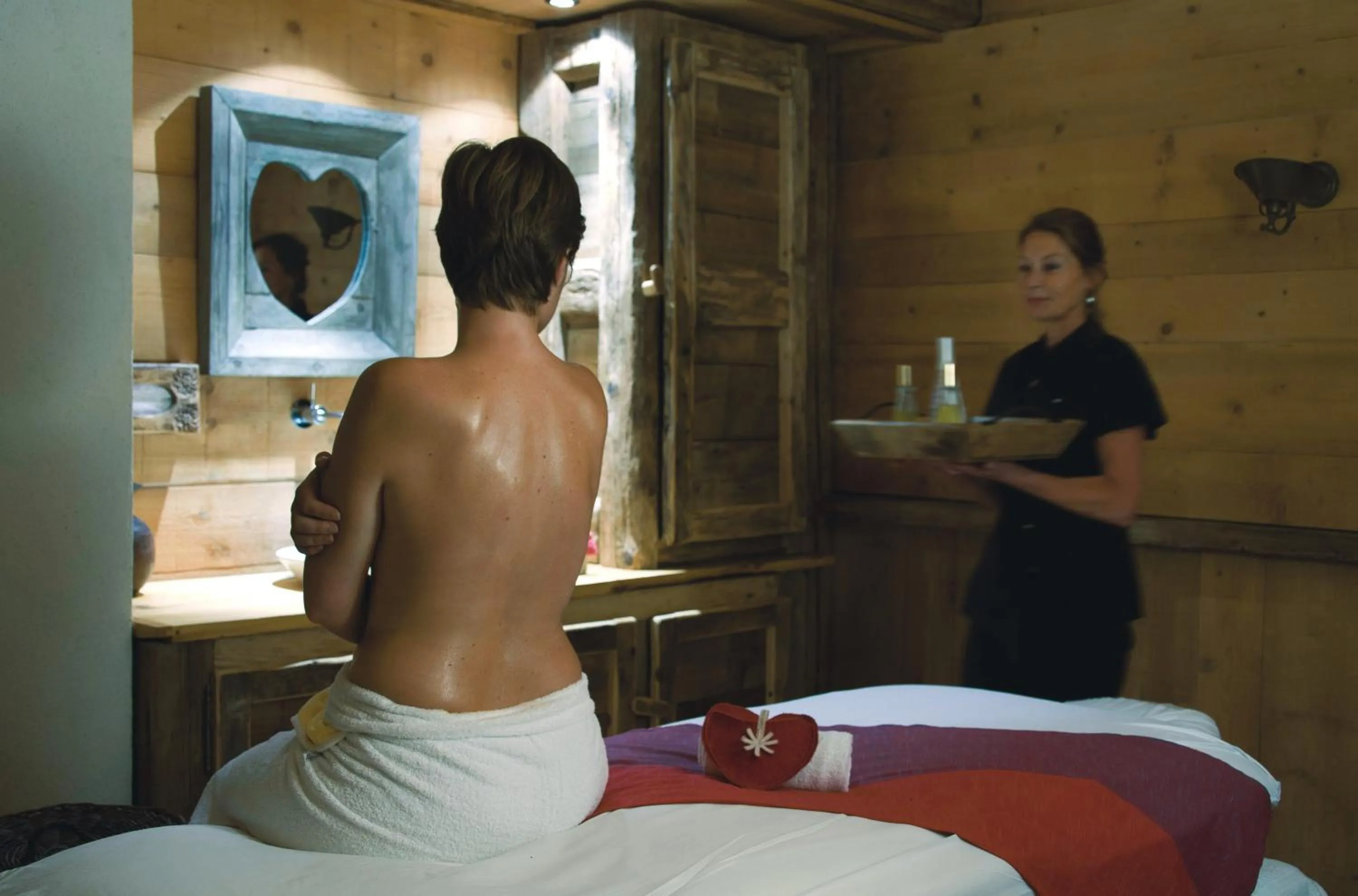 Staff in Chalet-Hôtel La Marmotte, La Tapiaz & SPA, The Originals Relais