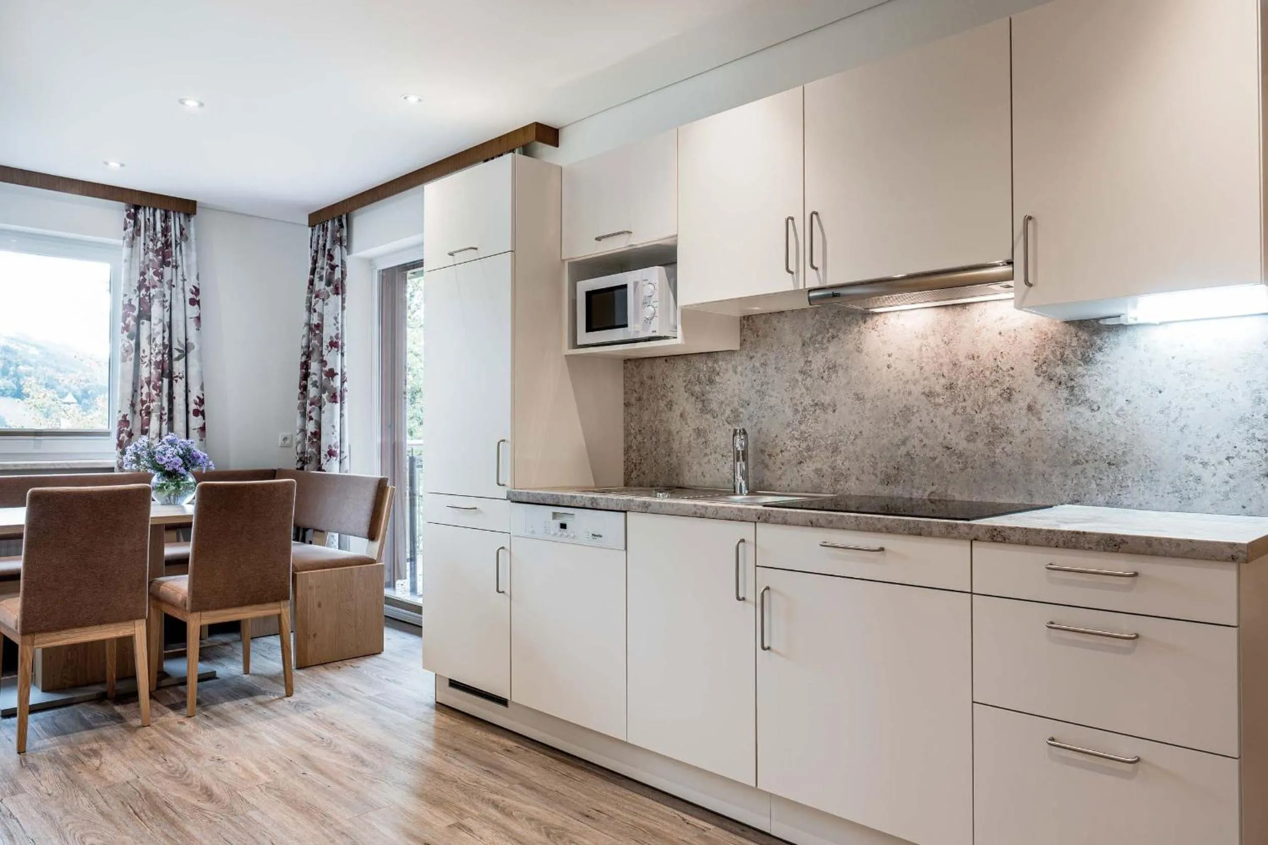 Kitchen or kitchenette in Die Barbara Appartements & Zimmer