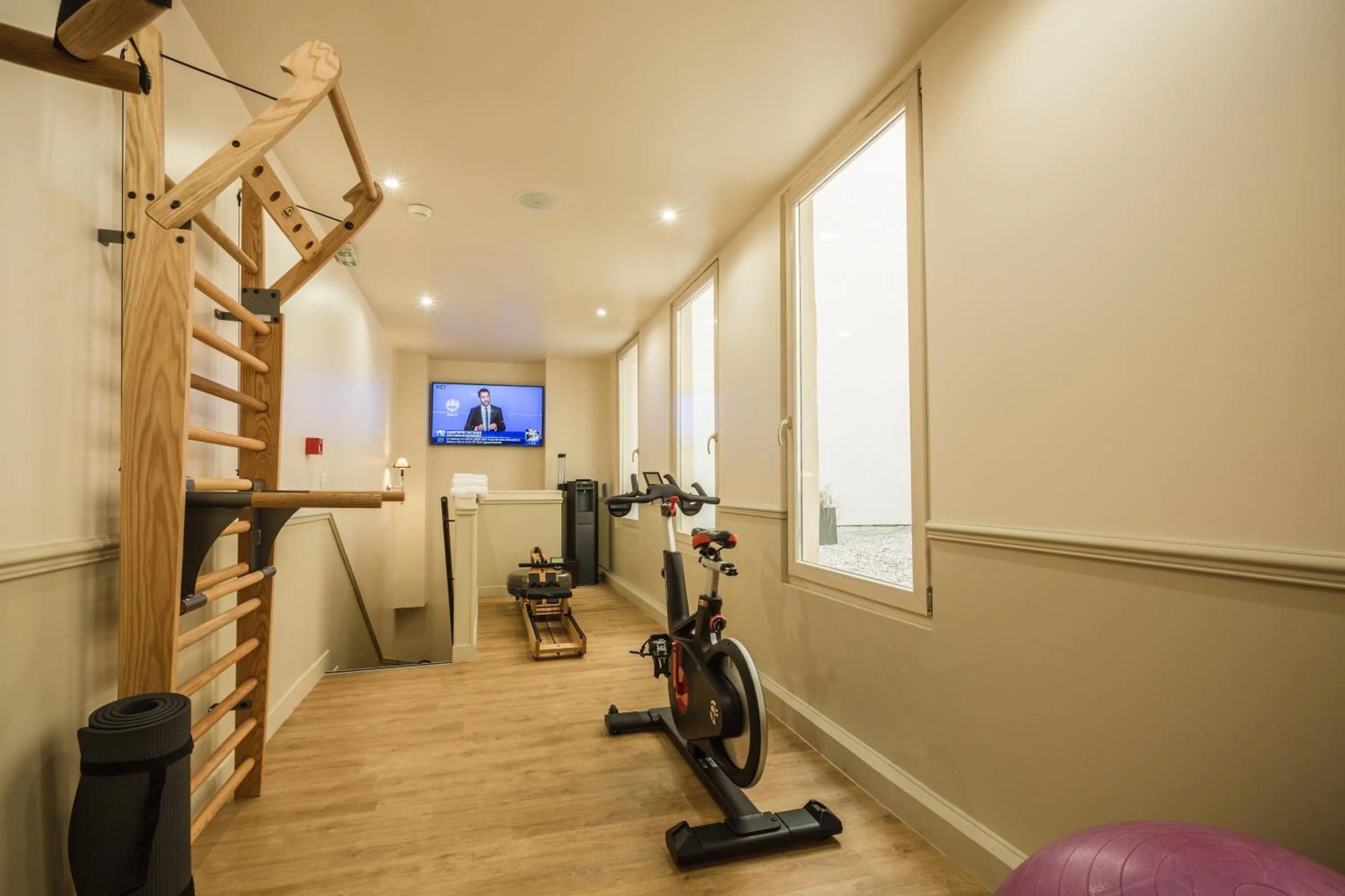 Fitness centre/facilities in Hotel Park Lane Paris