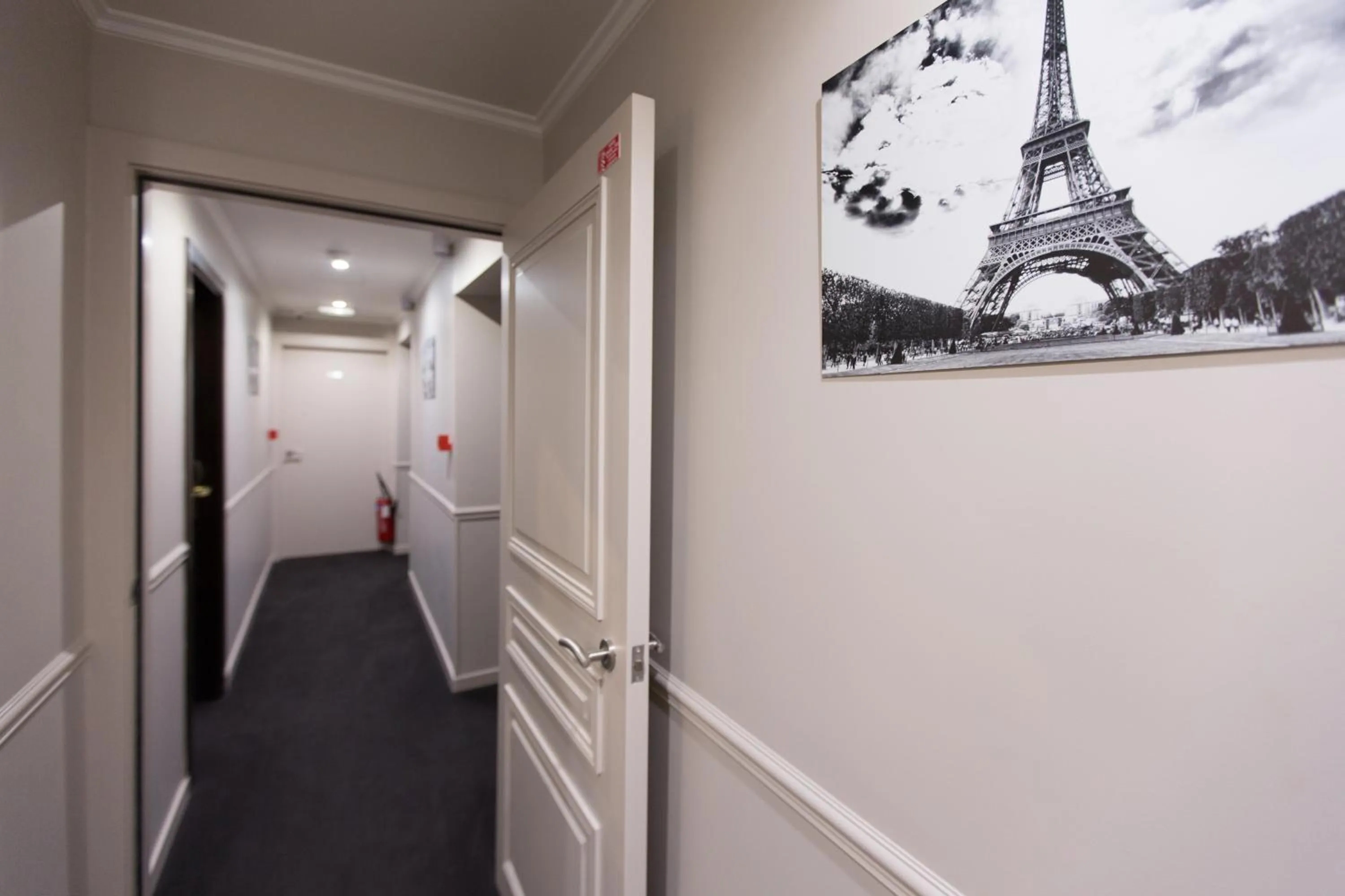 Decorative detail in Hotel Park Lane Paris