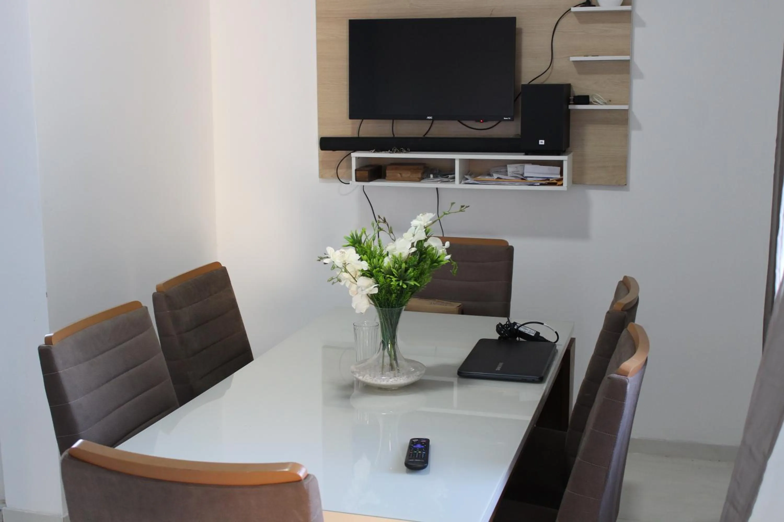 Hotel Jardim Tropical