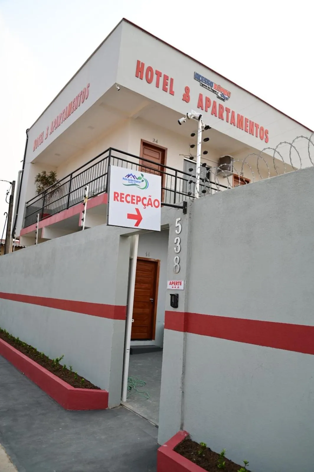 Hotel Jardim Tropical